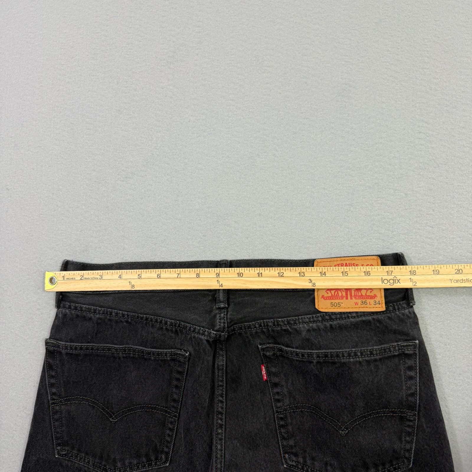 Levi's Levis 505 Jeans Men's 36x34 Black Regular Fit Straight Leg Size US 36 / EU 52 - 6 Thumbnail
