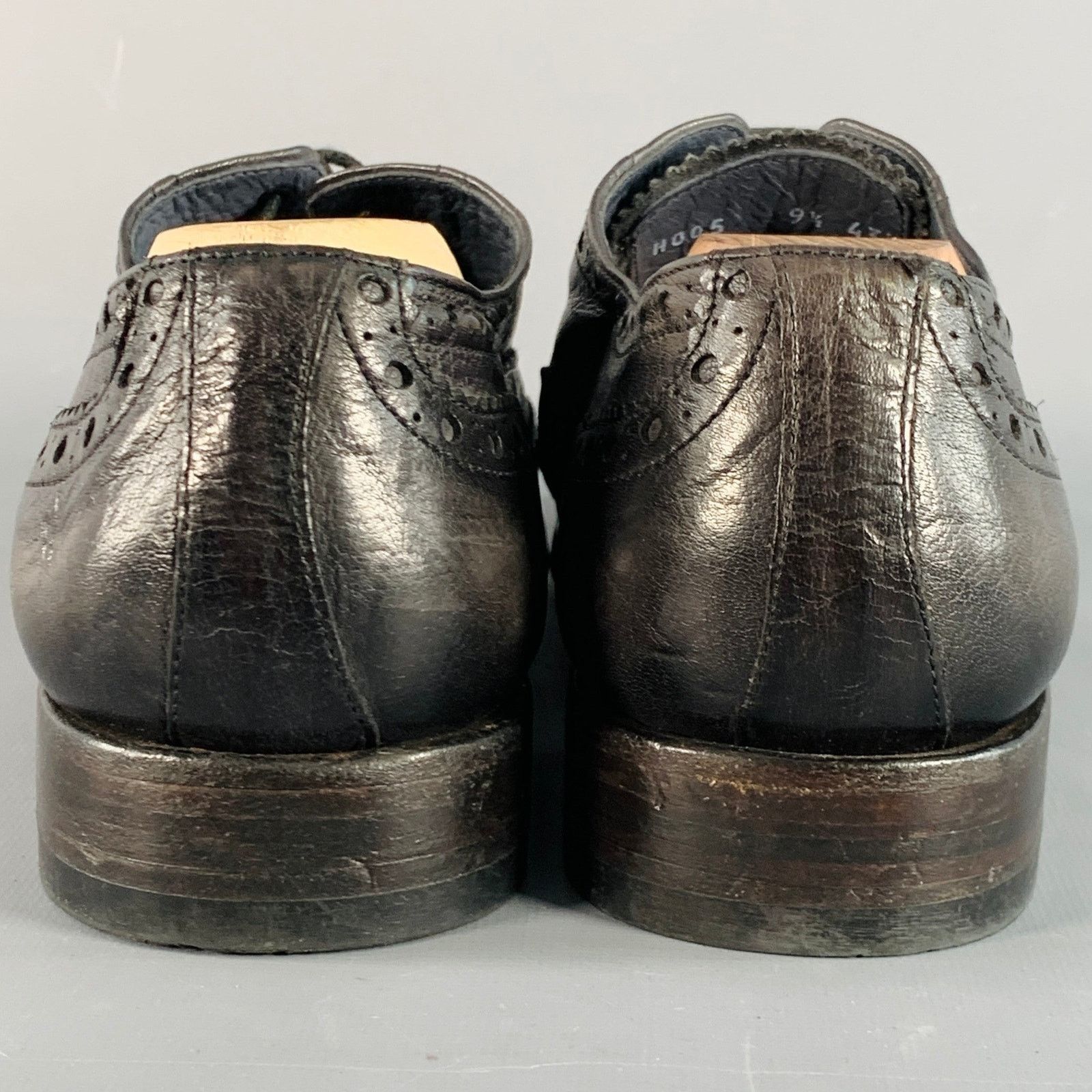 Paul Smith 10.5 Black Distressed Leather Wingtip Lace-Up Shoes Size US 10.5 / EU 43-44 - 3 Thumbnail