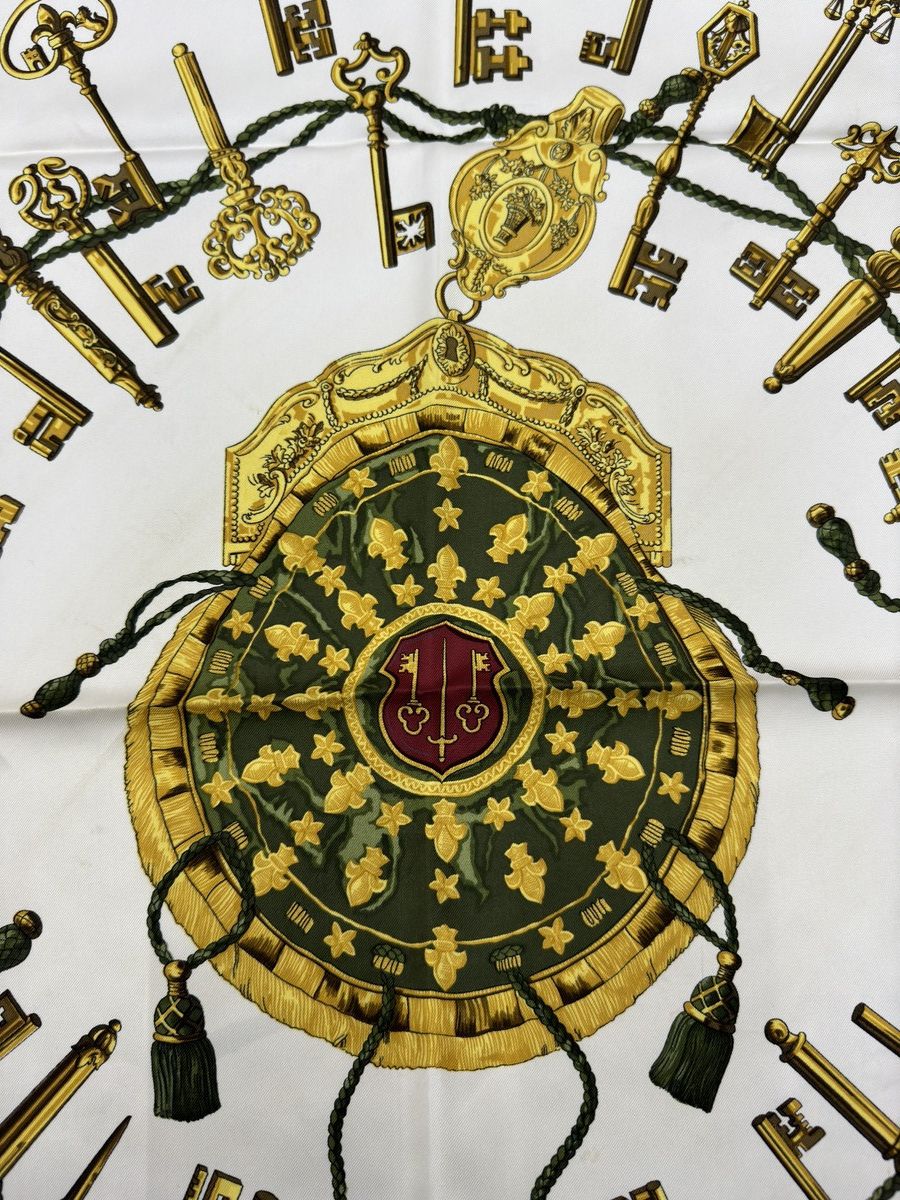 Hermes Hermes silk scarf keys les cles . Rare ,90s vintage Size ONE SIZE - 6 Thumbnail