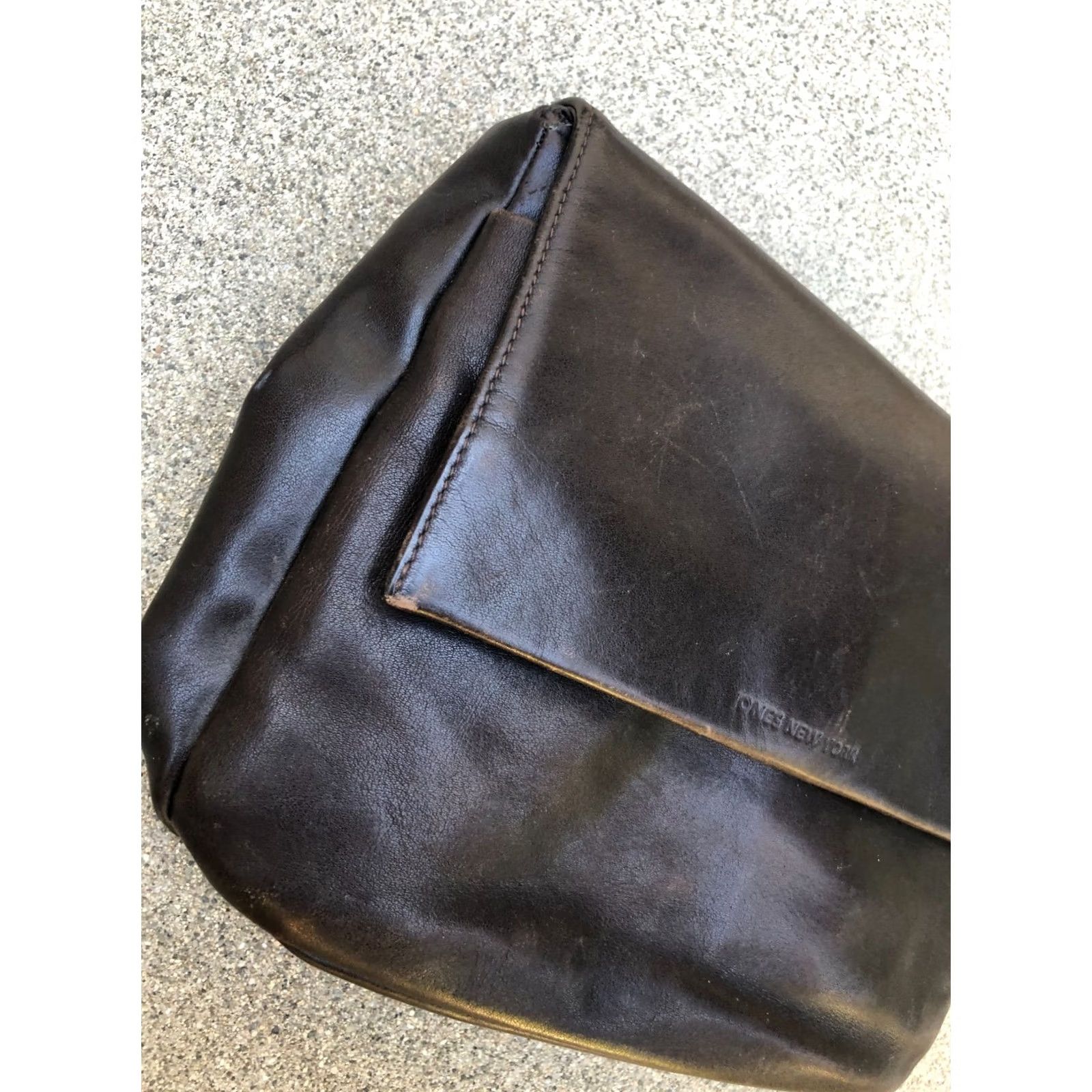 Jones New York JONES NEW YORK Leather Messenger Bag Style Purse Women's Crossbody Black OS? Size ONE SIZE - 5 Thumbnail