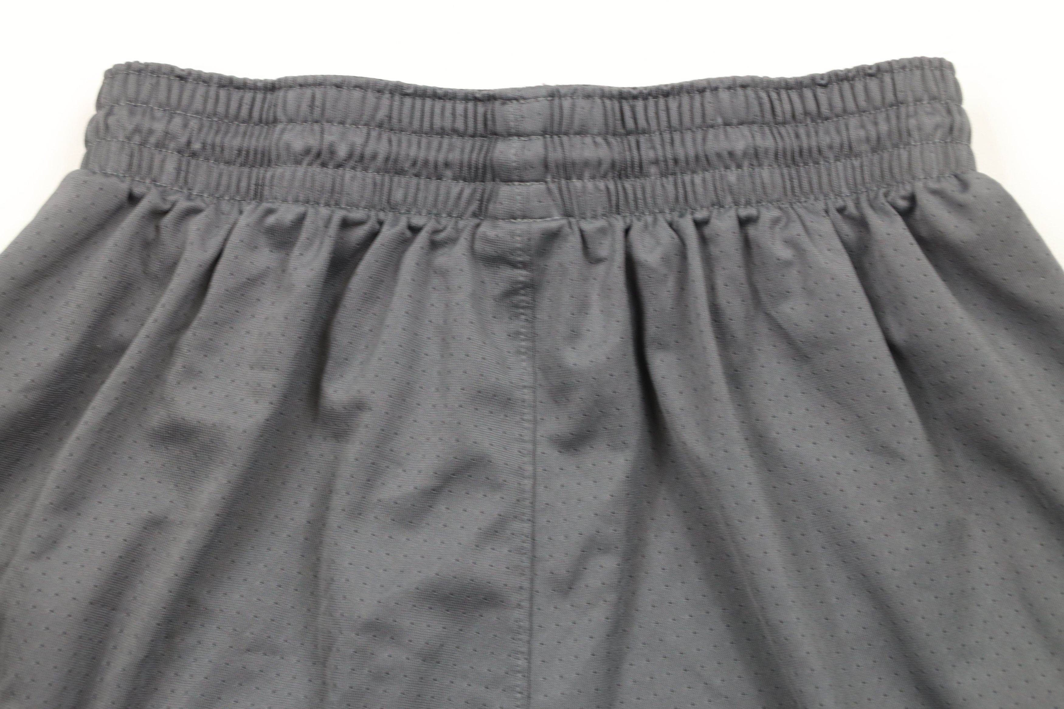 Nike × Vintage Nike Air Jordan Mesh Basketball Gym Training Shorts Gray Size US 36 / EU 52 - 9 Thumbnail