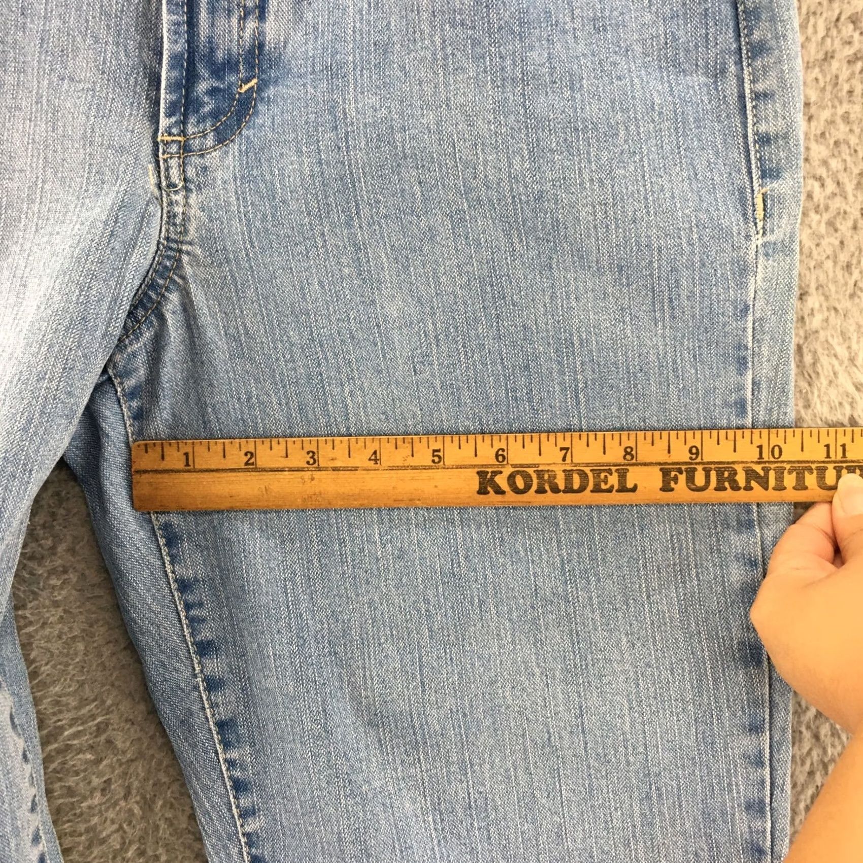 Anne Klein Anne Klein Jeans Womens 8 Blue Denim Light Wash Cropped 5 Pocket Zip Fly Regular Fit Shirt/Hoodie/Jeans (adjusted as Jeans) Size 30" / US 8 / IT 44 - 6 Thumbnail