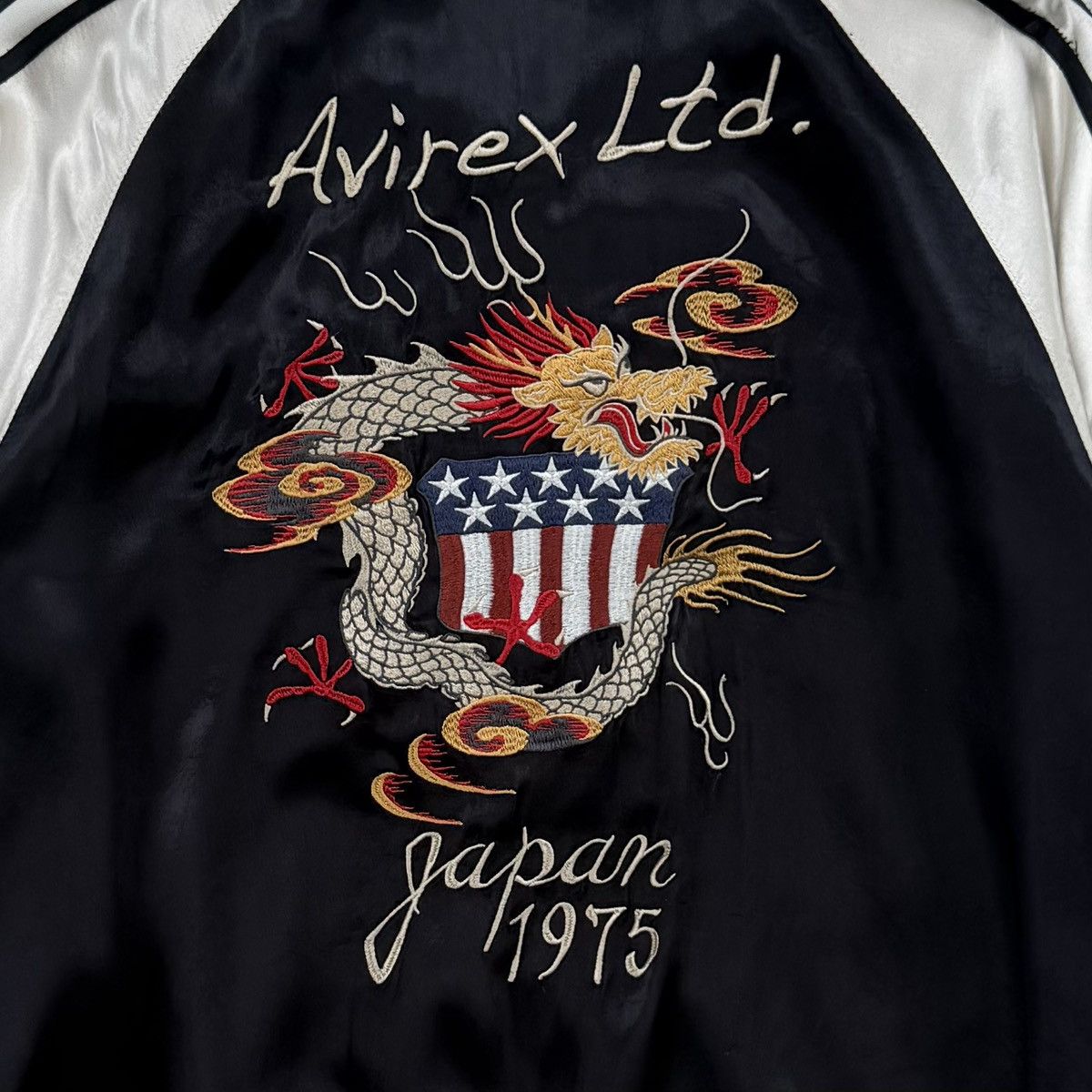 Avirex Avirex Sukajan Satin Rayon Bomber Jacket Tiger Dragon Japan Size US XL / EU 56 / 4 - 3 Thumbnail