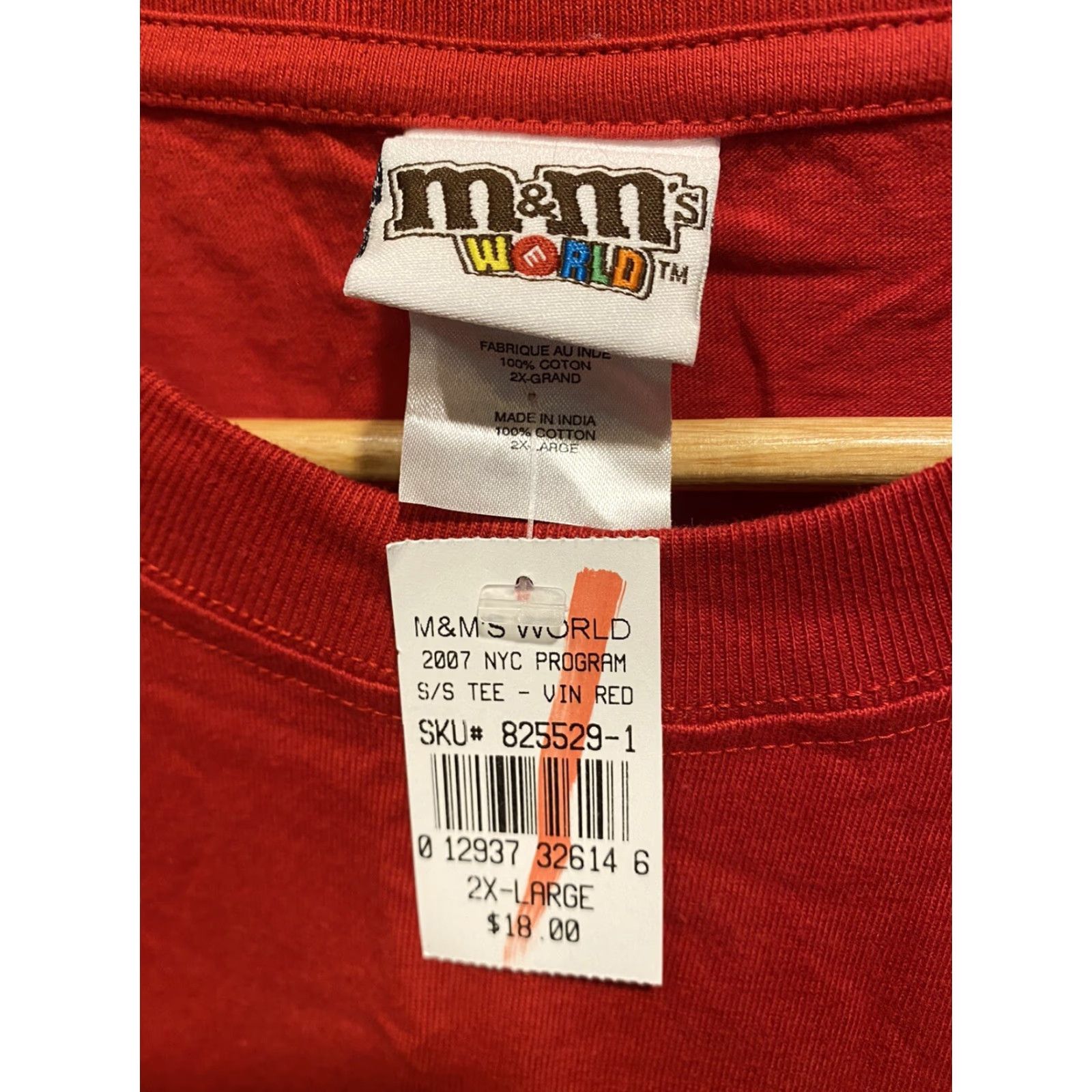 Vintage NOS Mens 2XL M&M World NYC New York Red Short Sleeve XXL 2007 T-Shirt Crew Neck Cotton Mint Size US 39 - 4 Thumbnail