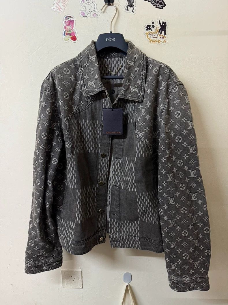 Louis Vuitton Louis VuittonFull print denim jacket 2502-Nextarrow Size US M / EU 48-50 / 2 - 1 Thumbnail