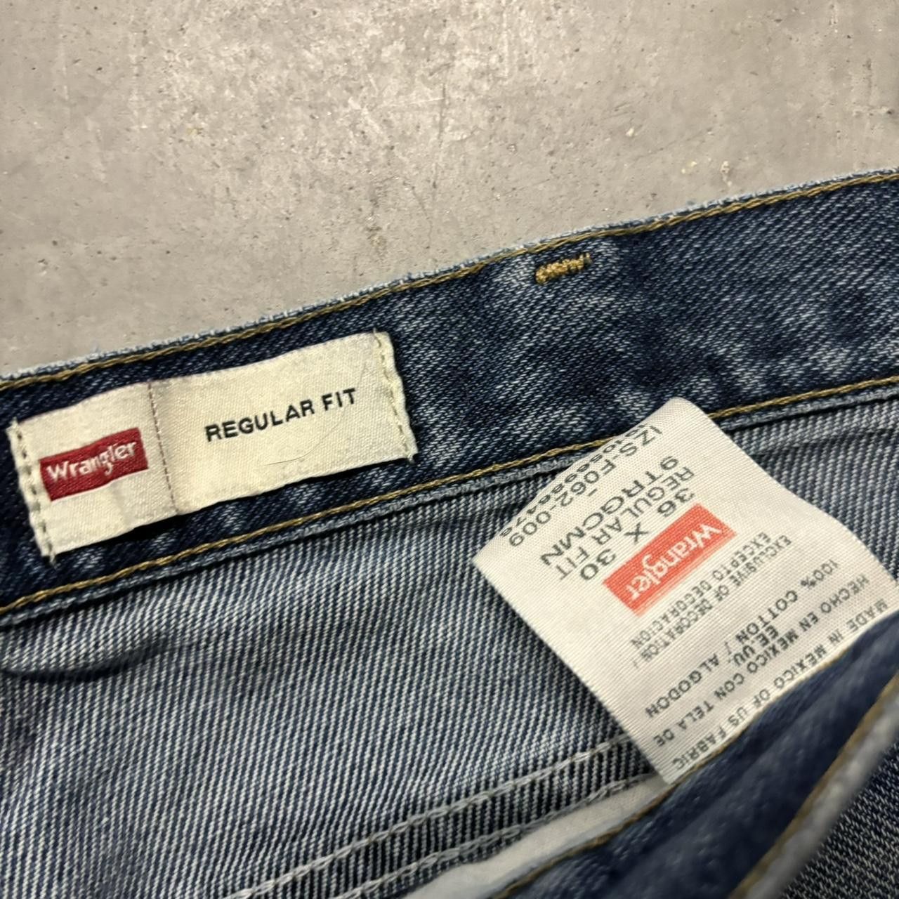 Japanese Brand × Vintage Crazy Vintage Y2K/2000s Grunge Dark Wash Essential Denim Jeans! Size US 36 / EU 52 - 8 Thumbnail