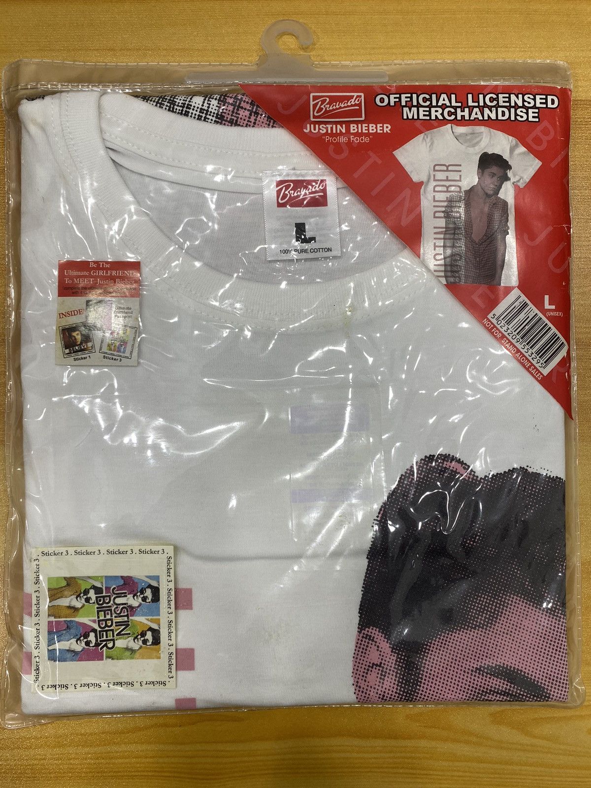 Band Tees 💥JUSTIN BIEBER world tour deadstock tee bravado 2012 shirt Size US L / EU 52-54 / 3 - 5 Thumbnail