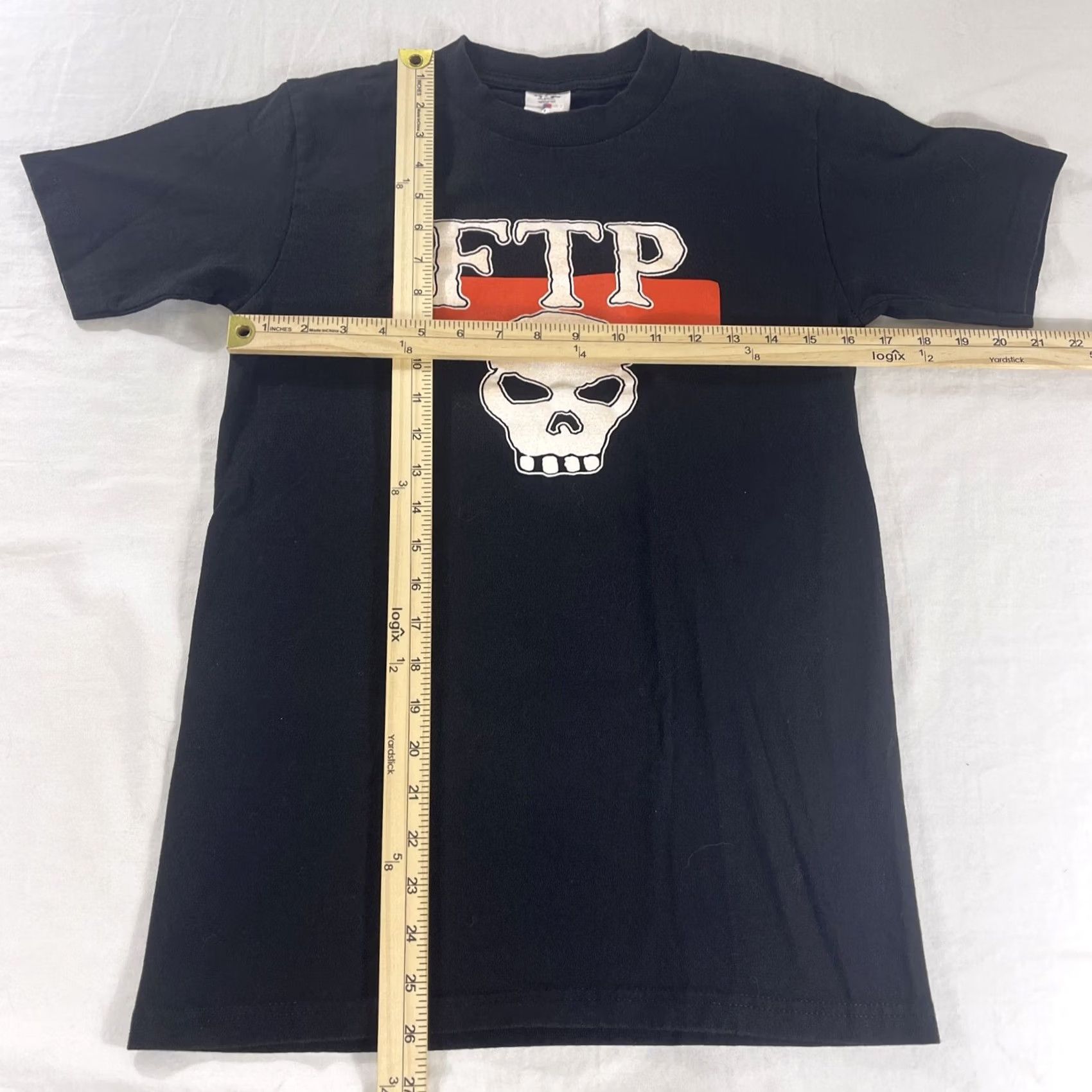Vintage FTP Skull Graphic T-Shirt - S - Black - FTP - Unisex Adults - Short Sleeve - Round Neck - Graphic Print - Vintage No - Size S - Men/Women - Shirt Size US S / EU 44-46 / 1 - 2 Thumbnail