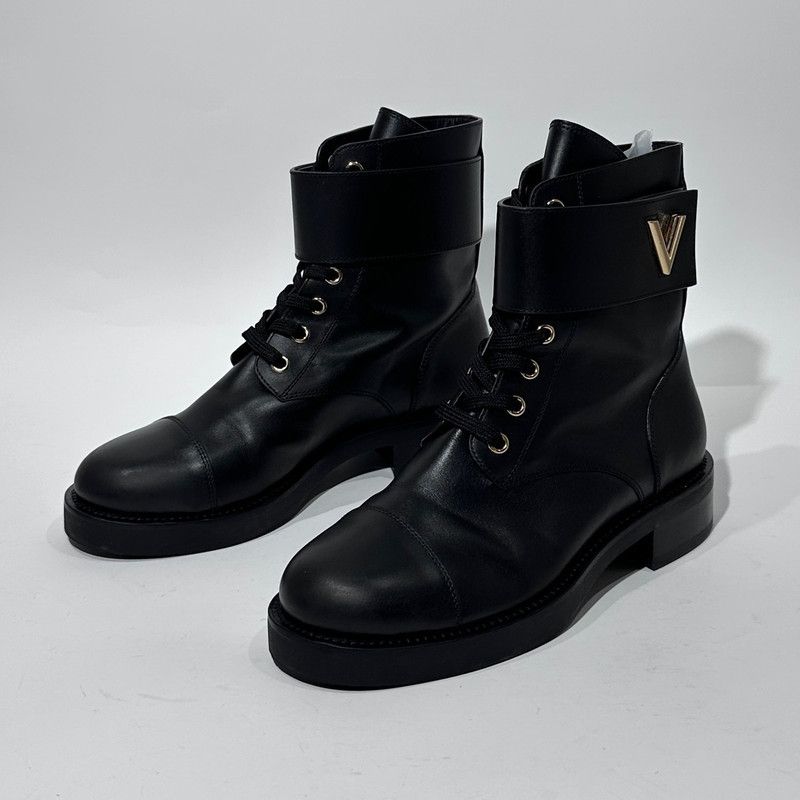 Louis Vuitton Louis Vuitton Black Lace-Up Ankle Boots 0079 Size US 6.5 / EU 39-40 - 1 Thumbnail