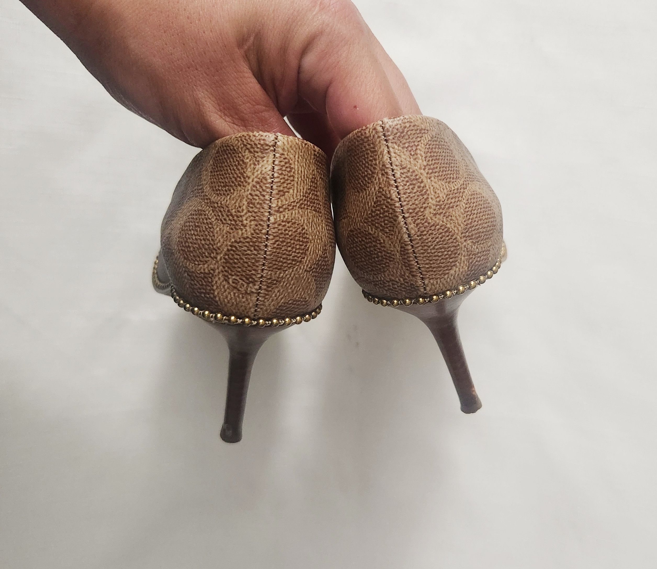 Coach × Designer COACH Waverly Pump with Beadchain Women Size 6 B Tan (G4374) Size US 6 / IT 36 - 5 Thumbnail