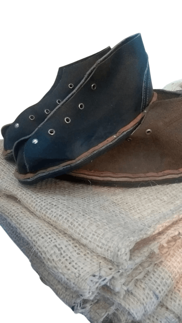 Other Artisan Mexican handmade leather shoes with tire soles Size US 9.5 / EU 42-43 - 3 Thumbnail