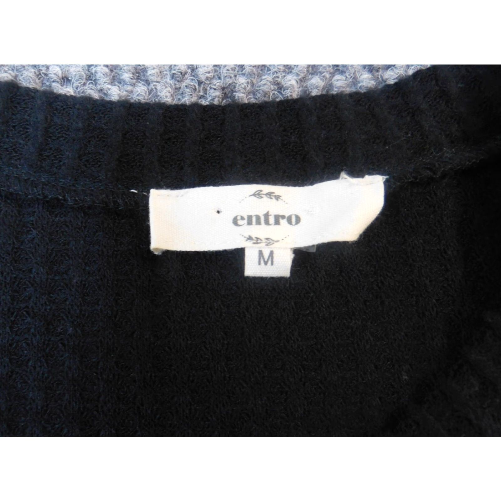 Vintage Entro Sweater Shirt Women M Black Striped Ruffles Pullover Crew Neck Long Sleeve Balloon Knit Polyester Modern Size M / US 6-8 / IT 42-44 - 5 Thumbnail