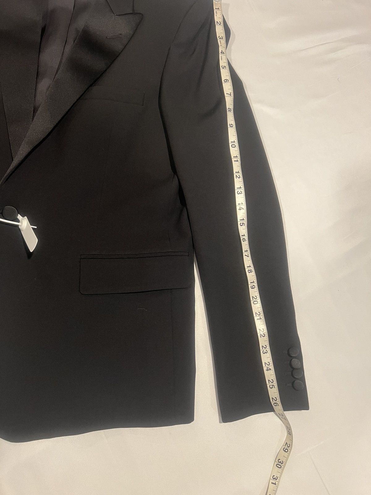 Saint Laurent Paris Saint Laurent tuxedo Blazer. 52/42 $3150 Size 42R - 6 Thumbnail