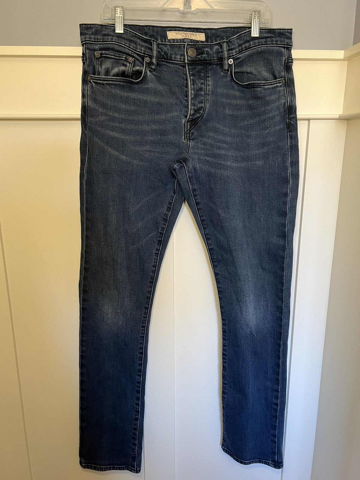 Burberry Vintage Burberry Brit slim blue jeans Size US 34 / EU 50 - 1 Thumbnail