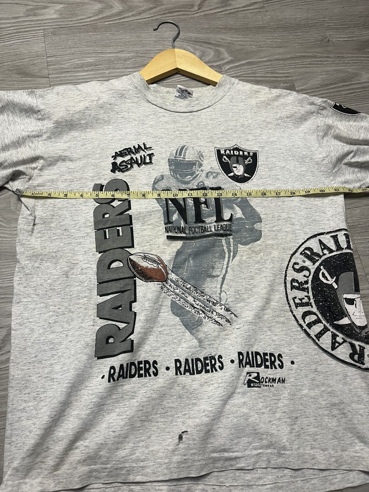 NHL 90s NHL Raiders vintage tee Size US M / EU 48-50 / 2 - 8 Thumbnail