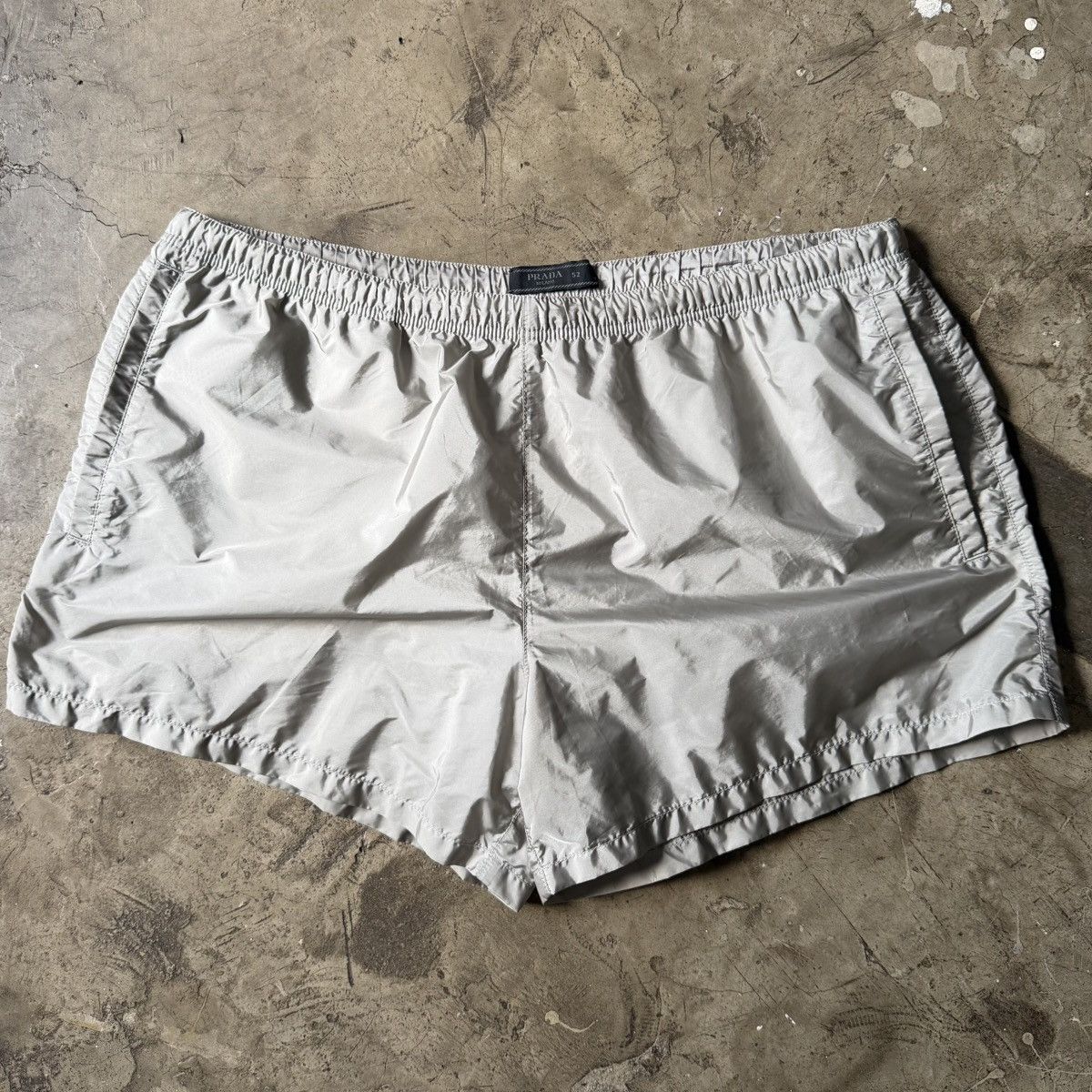 Prada Prada - Nylon Swimshort Size US 33 - 2 Thumbnail