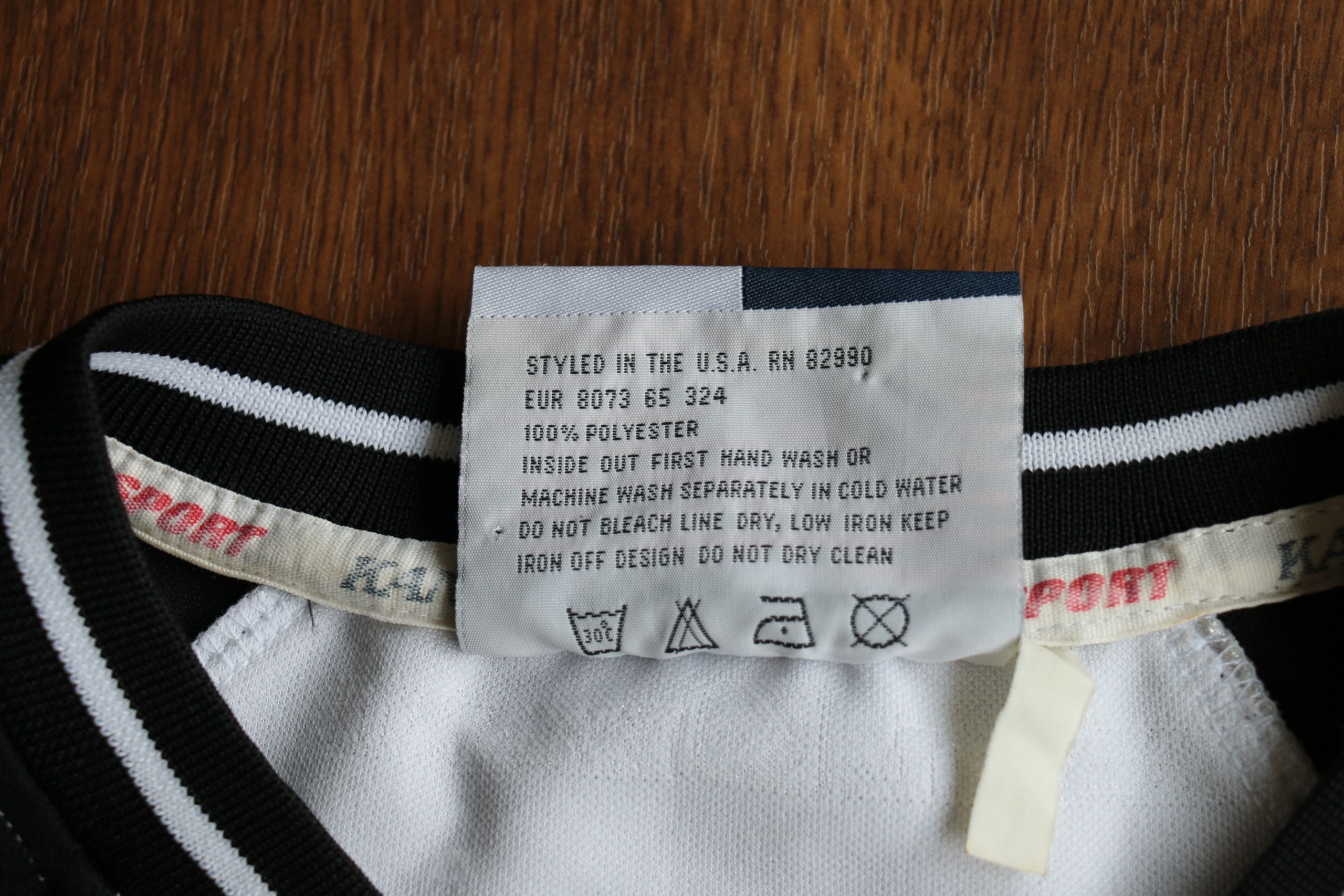 Karl Kani Karl Kani t-shirt, vintage 90s, 1990s hip hop, Y2K, size L Size US L / EU 52-54 / 3 - 7 Thumbnail
