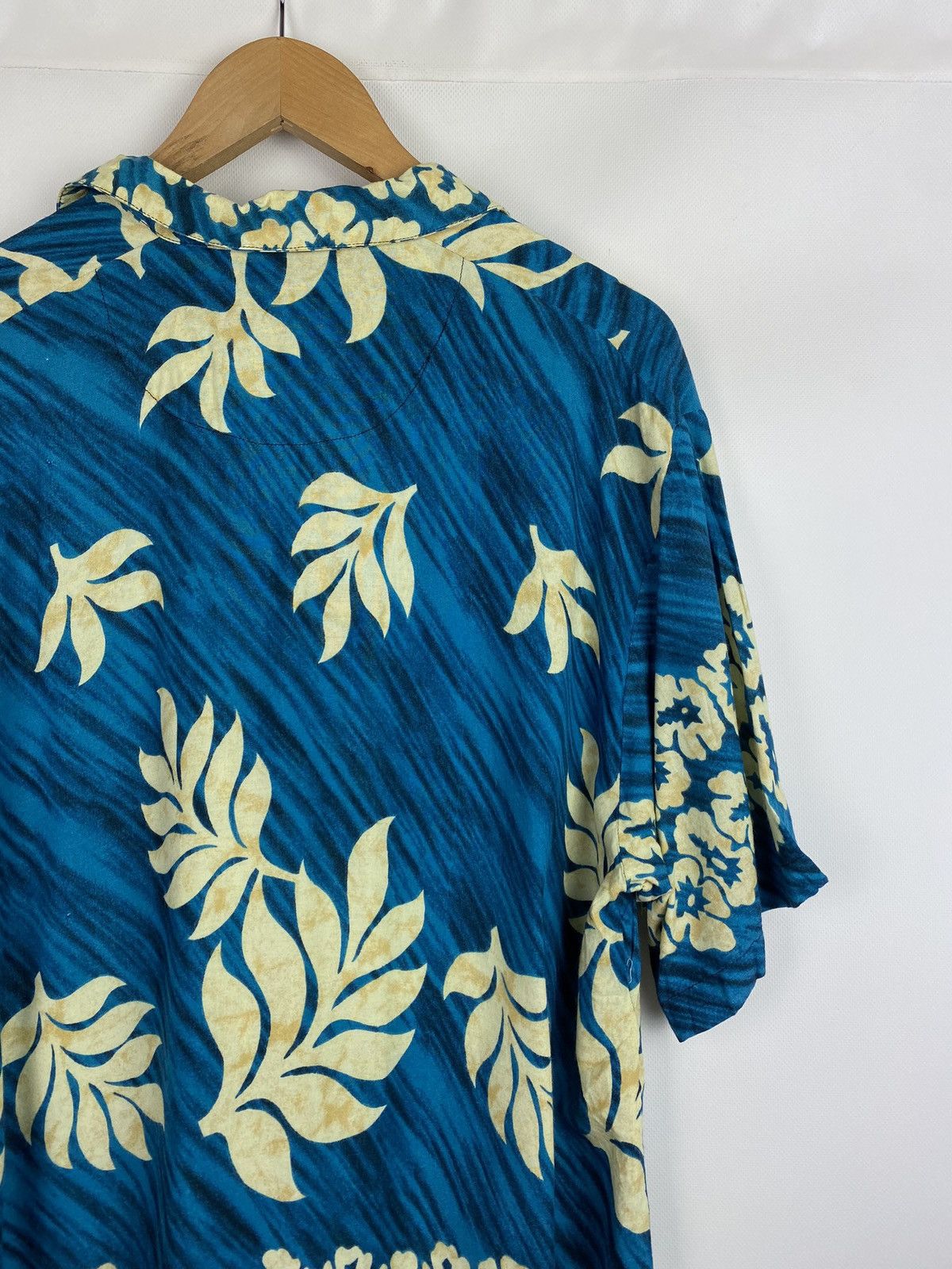 Vintage Vintage Hawaiian crazy shirt size L Size US L / EU 52-54 / 3 - 14 Thumbnail