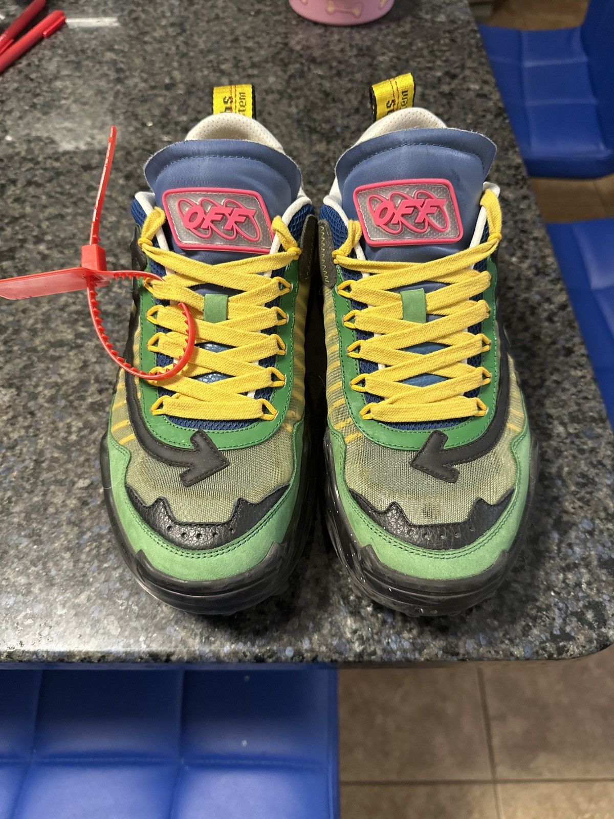Designer × Off-White Off-White ODSY-1000 Size US 8 / EU 41 - 1 Thumbnail