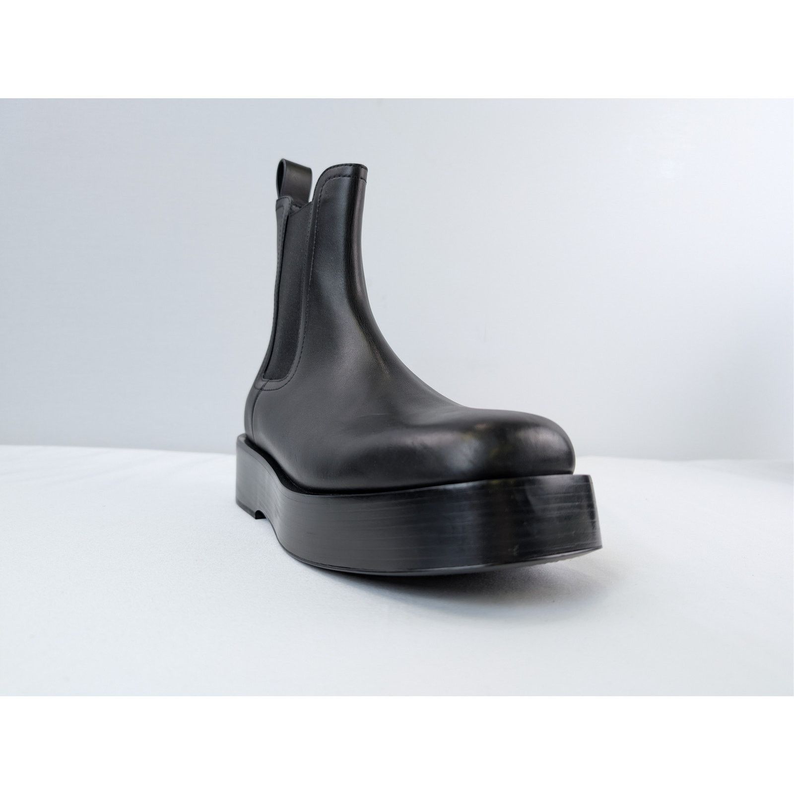 Bottega Veneta o1rshd1 Daisy Calf Torino Ankle Boots in Black Size US 10 / EU 43 - 2 Thumbnail