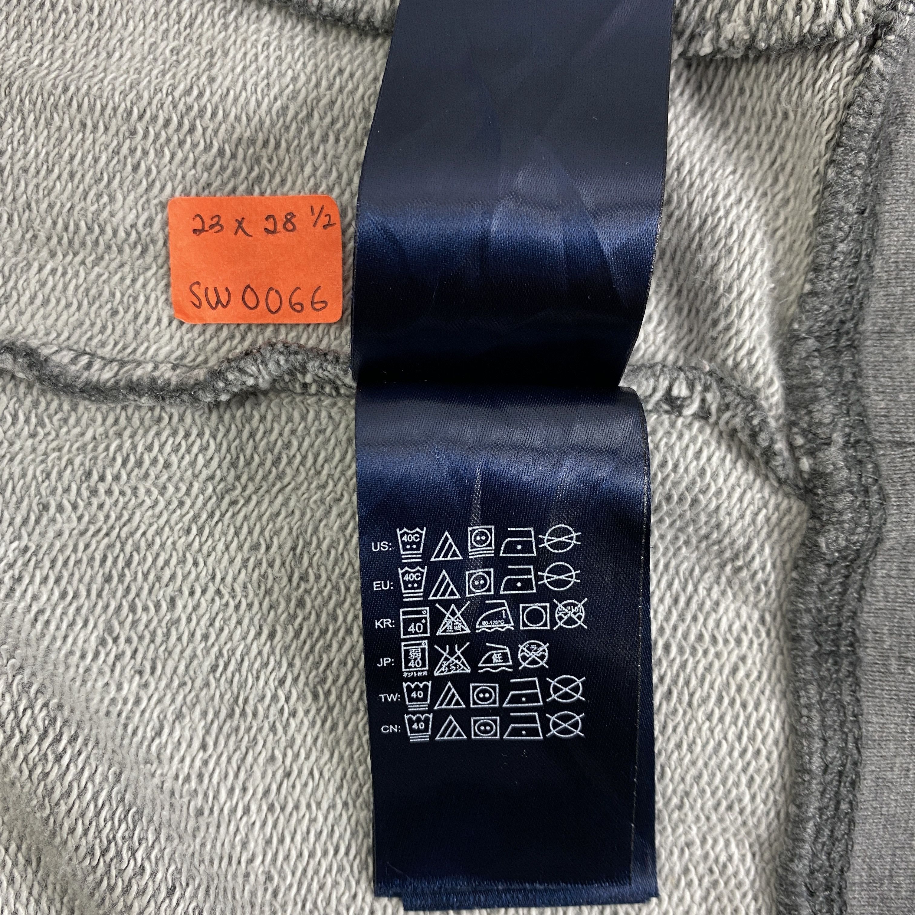 Tommy Hilfiger Vintage Tommy Hilfiger 85 Zipper Hoodie -SW066 Size US L / EU 52-54 / 3 - 11 Thumbnail