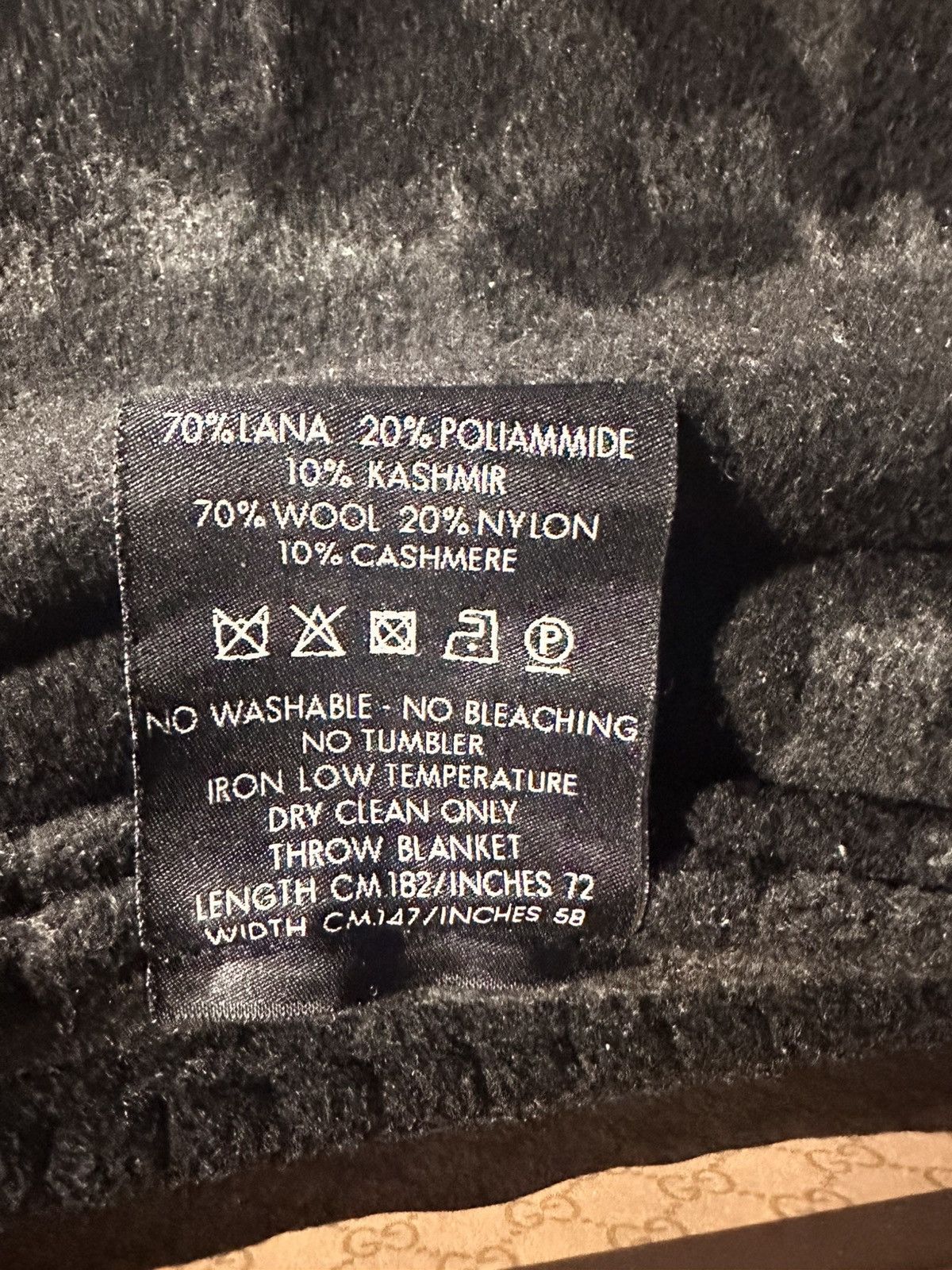 Gucci Gucci “Double G” Throw Blanket Size ONE SIZE - 7 Thumbnail