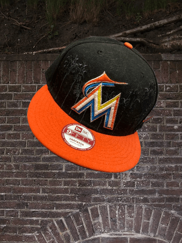 New Era × Vintage Miami Marlins Hatclub Exclusive New era Fitted cap 7 1/4 NEW Size ONE SIZE - 1 Thumbnail