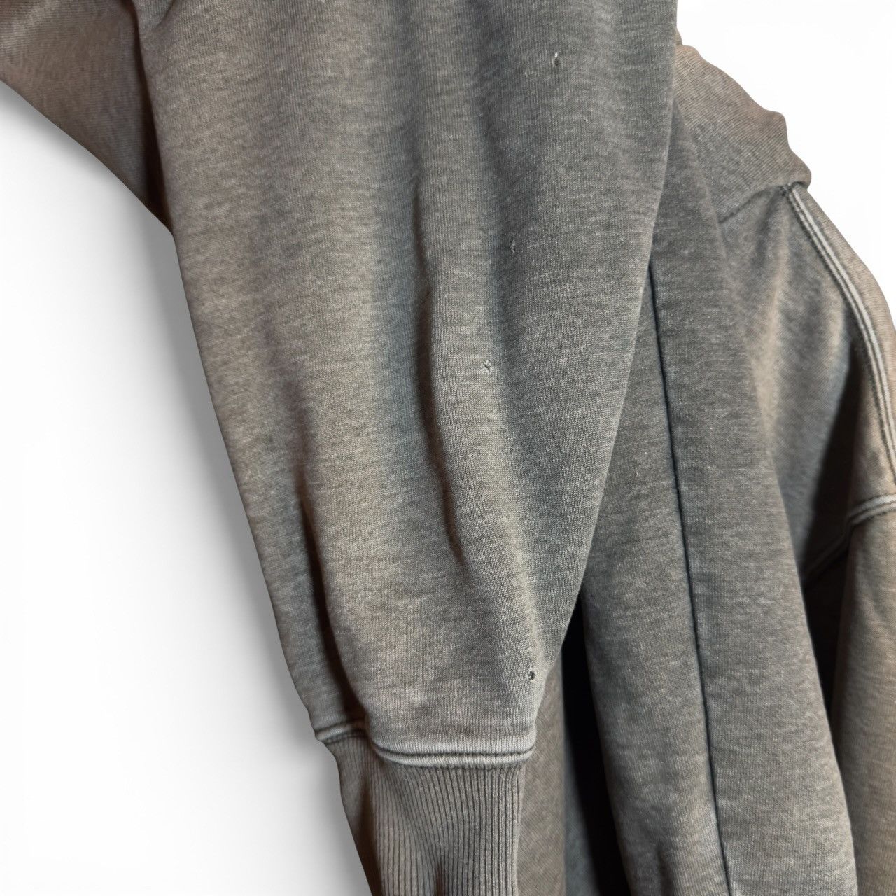 Carhartt Vintage Y2K Carhartt Distressed Sunfaded Original Fit Hoodie Size US XL / EU 56 / 4 - 3 Thumbnail