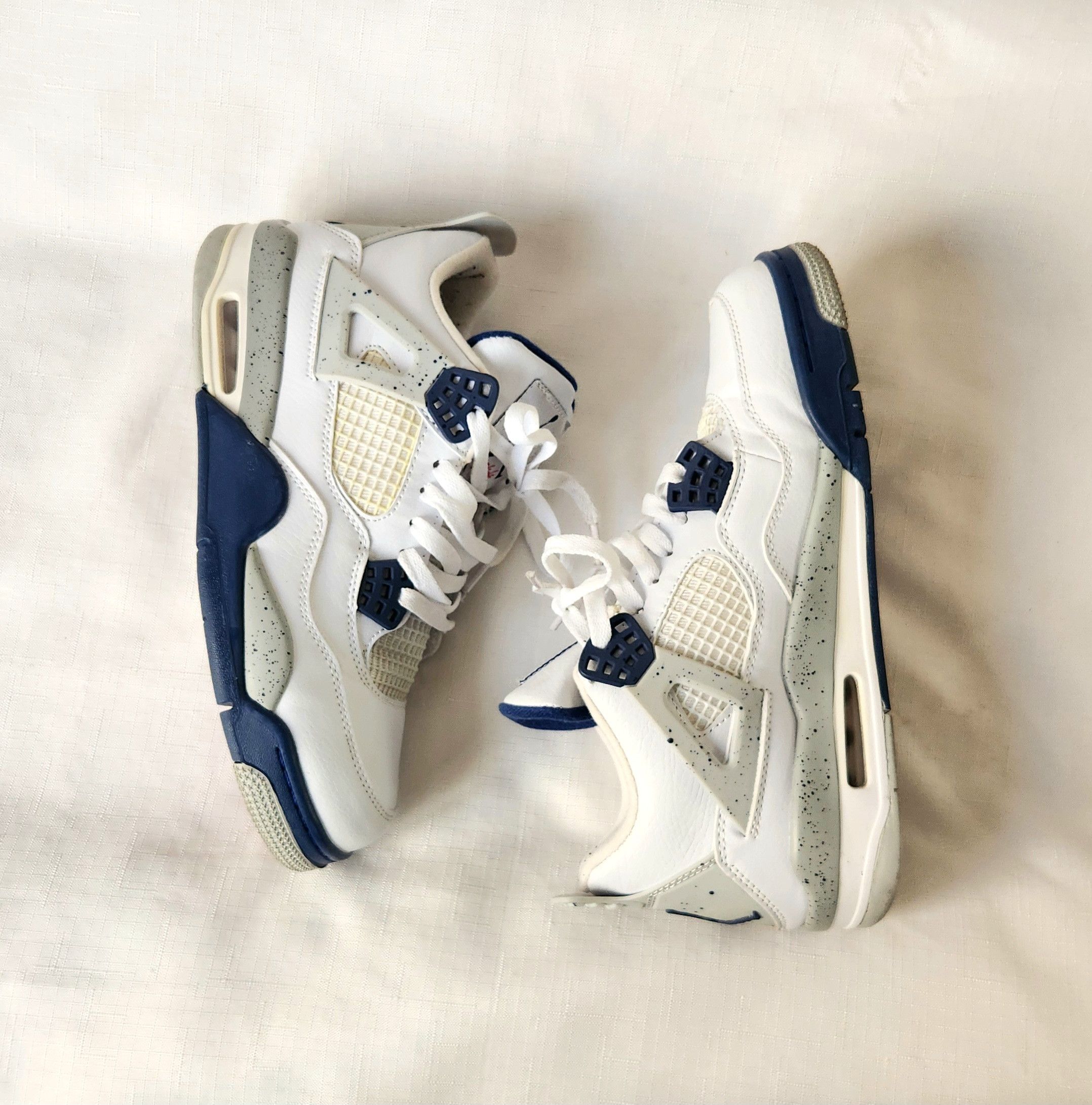 Jordan Brand × Nike Nike Air Jordan 4 Retro 8 White Midnight Navy Grey DH6927140 Size US 8 / EU 41 - 5 Thumbnail
