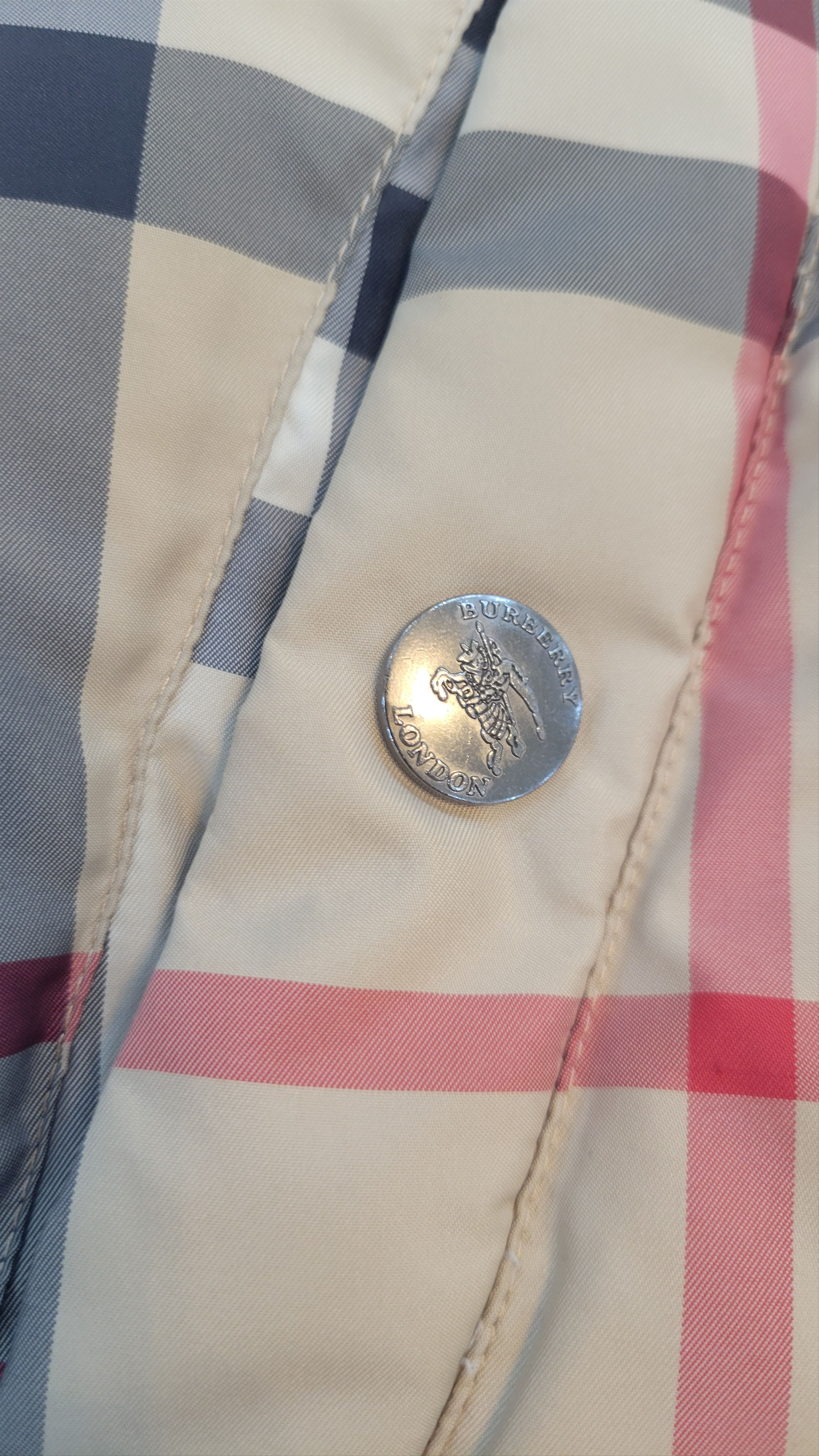 Burberry Burberry reversible vest RARE Size US XL / EU 56 / 4 - 2 Thumbnail