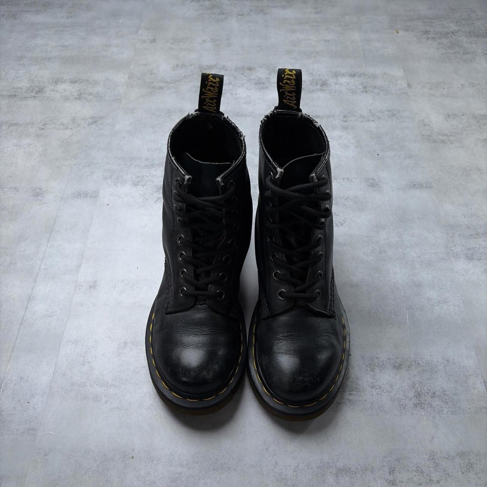 Dr. Martens Y2K Black Dr. Martens 1460 Smooth Leather 8 Eye Docs Boots Size US 5 / IT 35 - 4 Thumbnail