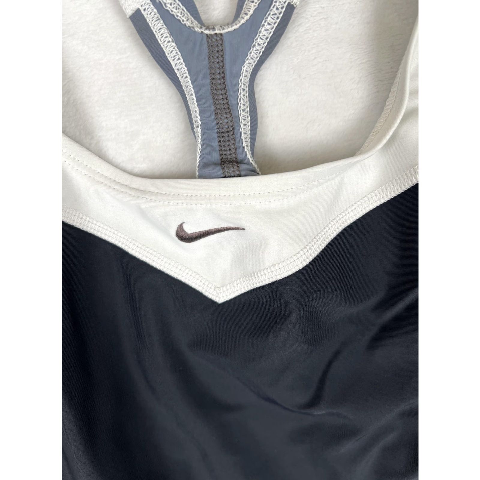 Nike Nike Swimsuit Womens 8 Black White Colorblock One Piece Racerback Athletic Size ONE SIZE - 2 Thumbnail