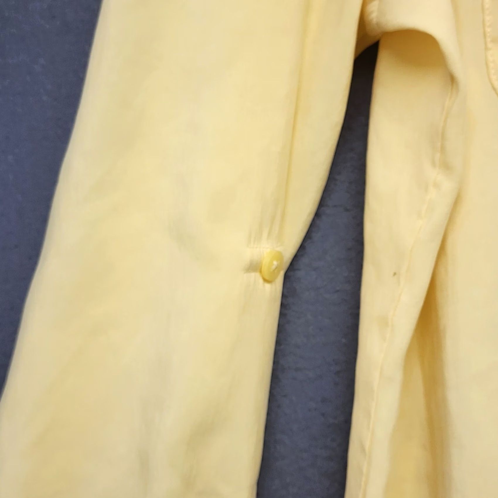 Vintage Chico'S Womens Size 2 US Large Yellow Button Front Blouse Long Sleeve Shirt Size L / US 10 / IT 46 - 6 Thumbnail