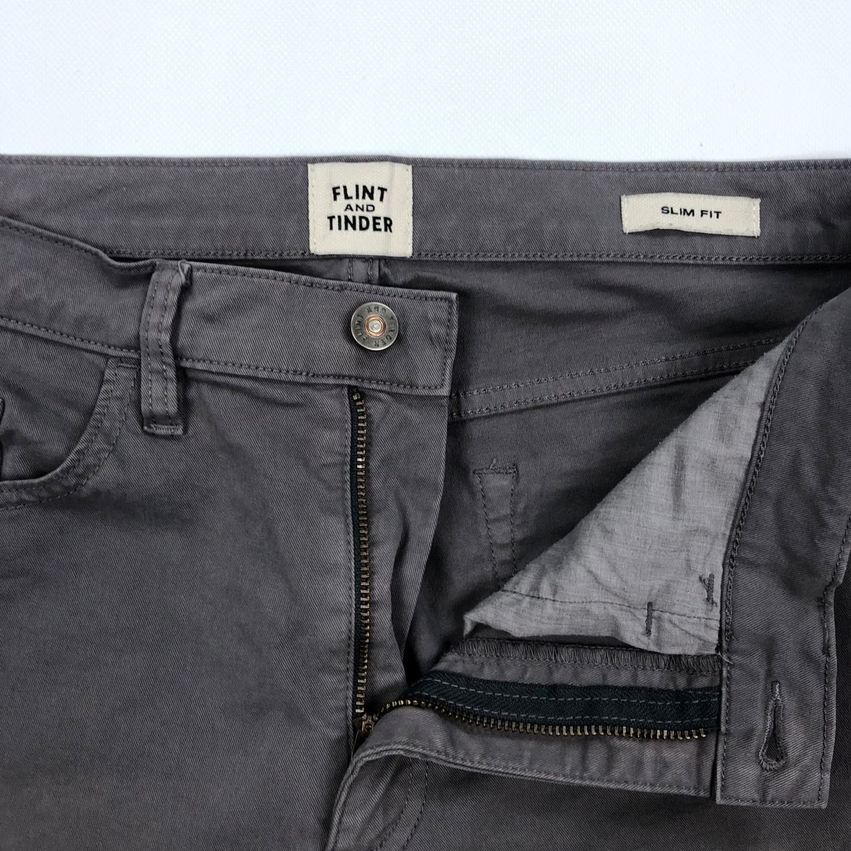 Flint And Tinder Flint and Tinder Men's Slim Fit 365 Pants Gray Size 31x30 Chino Straight Front 5-Pocket Stretch Cotton Spandex Casual Business Casual Casual Mens Size US 31 - 3 Thumbnail
