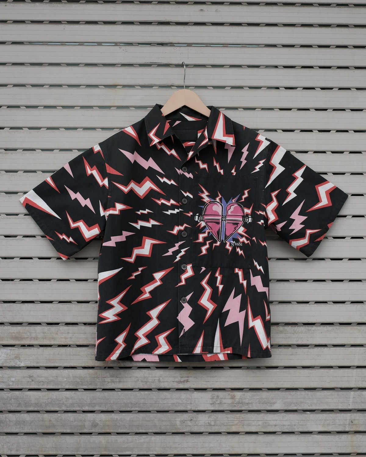 Prada Prada Thunder printed Bowling shirt Size US S / EU 44-46 / 1 - 2 Thumbnail