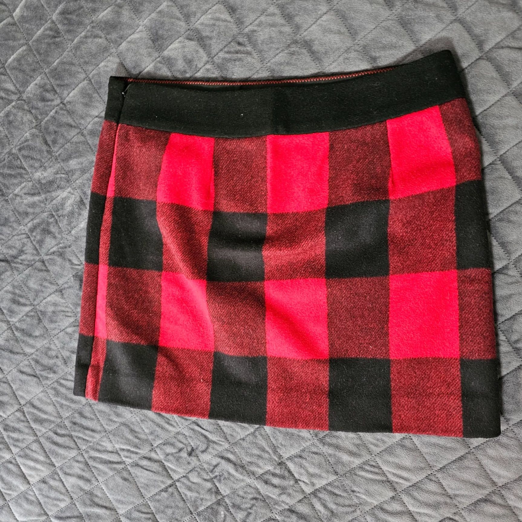 J.Crew VINTAGE J.CREW Wool Mini Skirt 4 Red Plaid Lined Side Zipper Women Short Casual Size 27" / US 4 / IT 40 - 8 Thumbnail