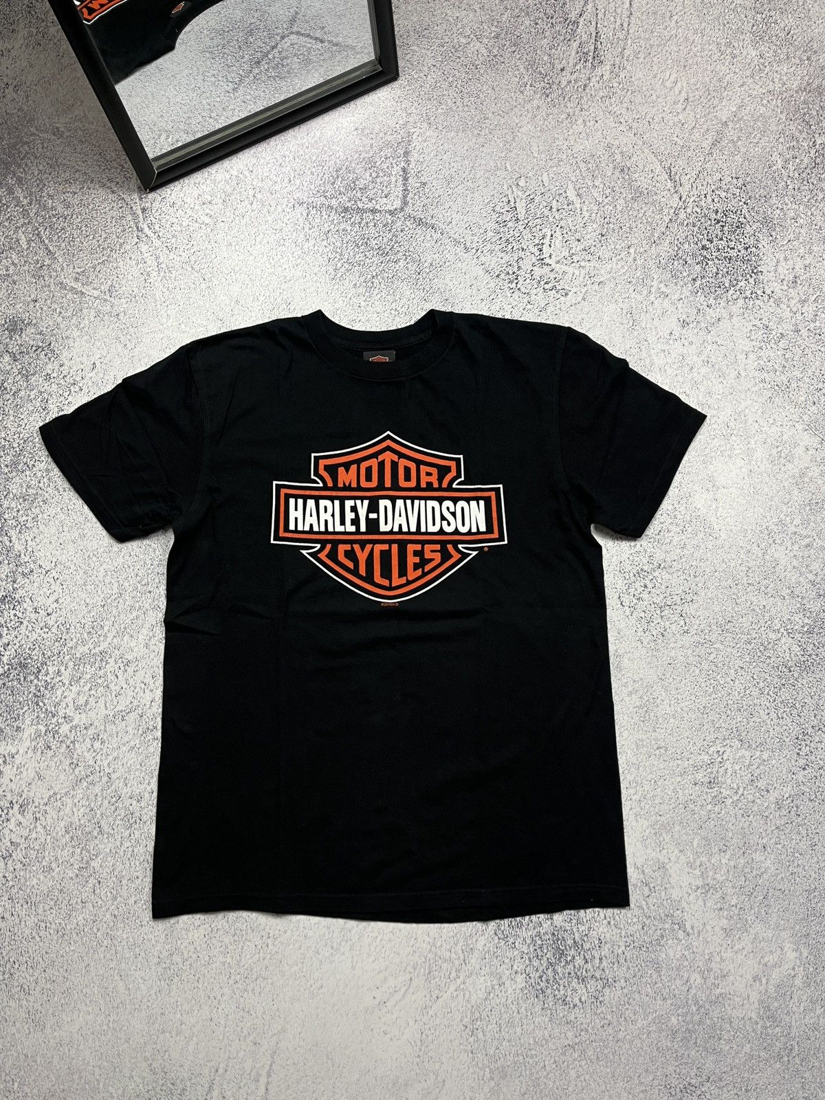 Harley Davidson Vintage 00’s Harley Davidson Big Logo T Shirt Swtitzerland Size US L / EU 52-54 / 3 - 1 Thumbnail