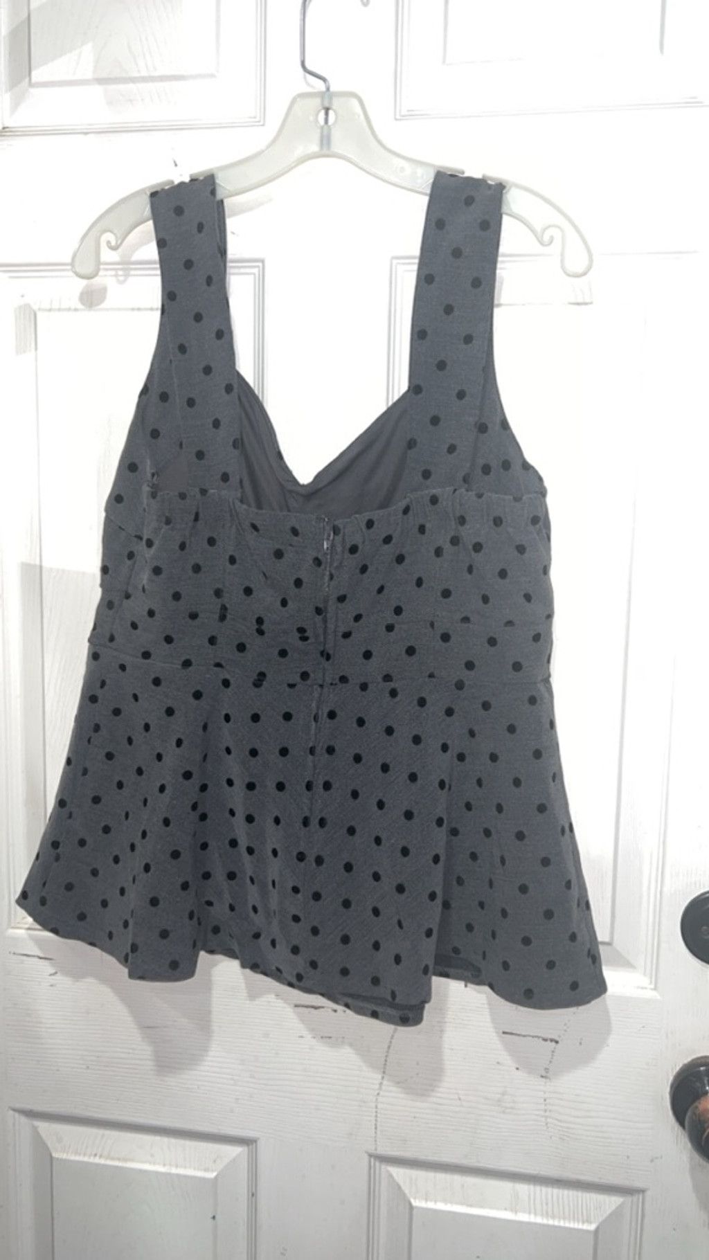 Torrid TORRID Gray Black Polka Dot Peplum Tank Top Plus Size Size M / US 6-8 / IT 42-44 - 3 Thumbnail