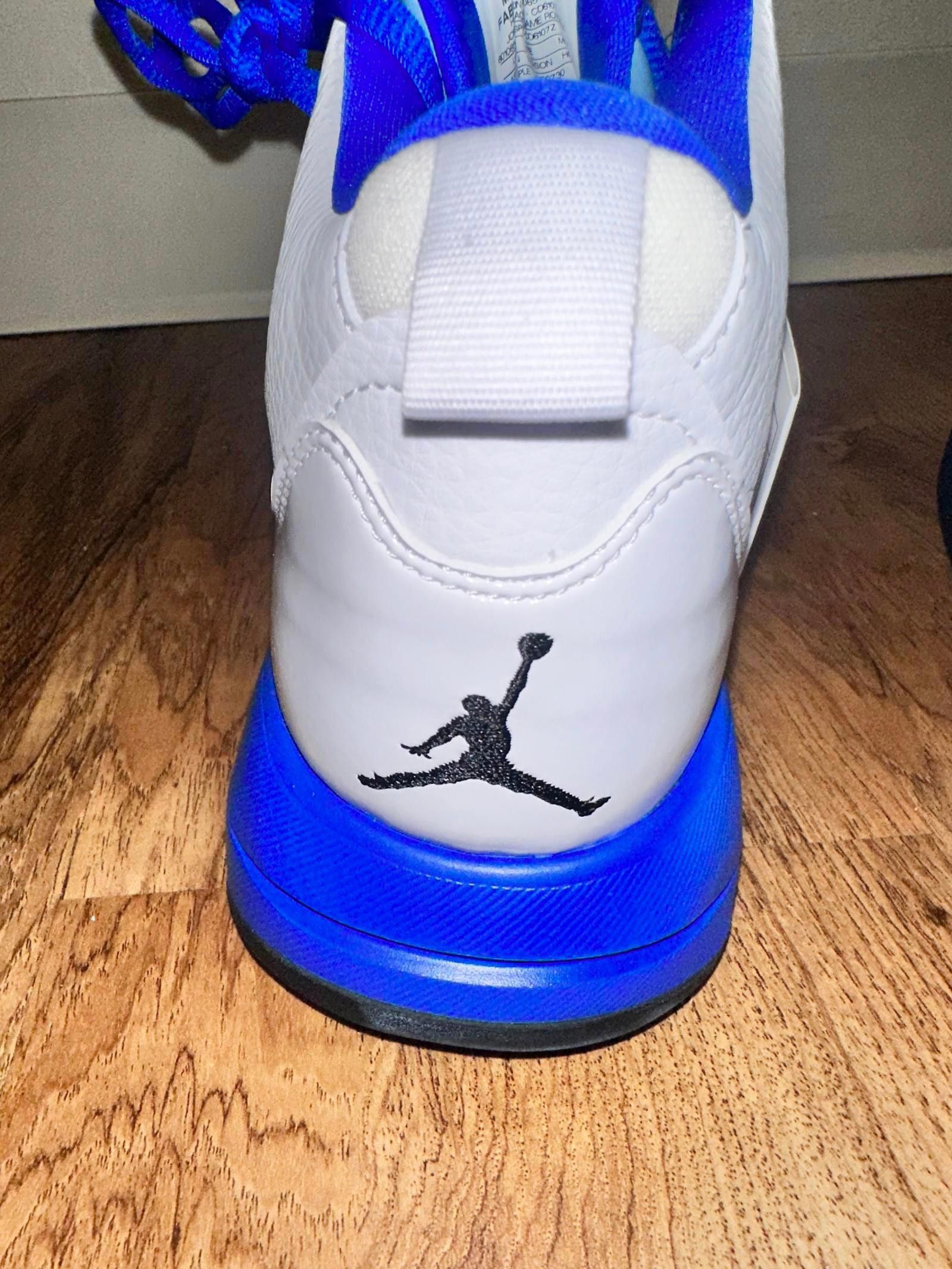Jordan Brand Jordan Maxin 200 Game Royal Sample Size US 9 / EU 42 - 11 Thumbnail