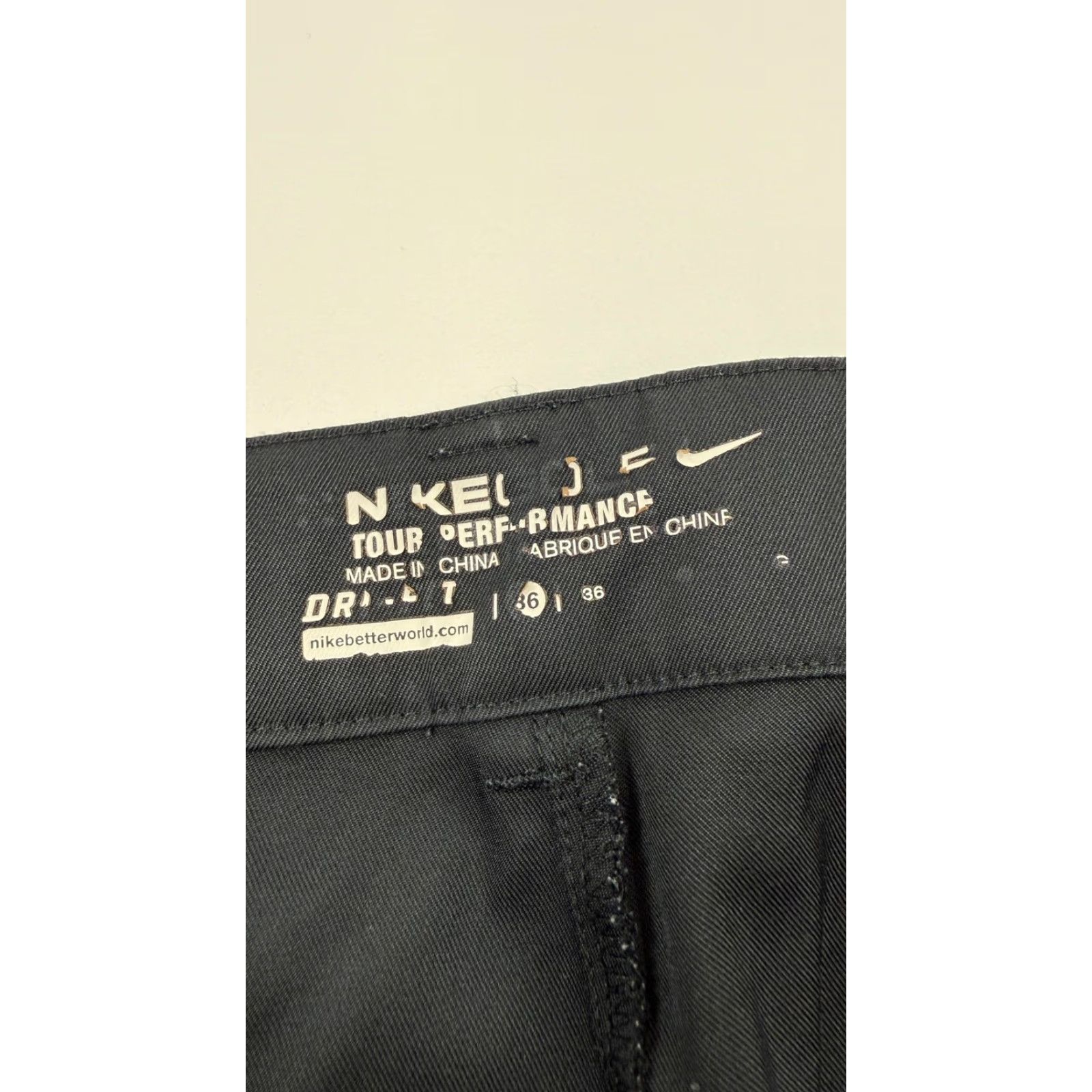 Nike Nike Golf Shorts Mens 36 Black Tour Performance Dri-FIT Lightweight 509179-010 Shorts Mens 36 Black Tour Performance Dri-FIT Nike Size US 36 / EU 52 - 3 Thumbnail