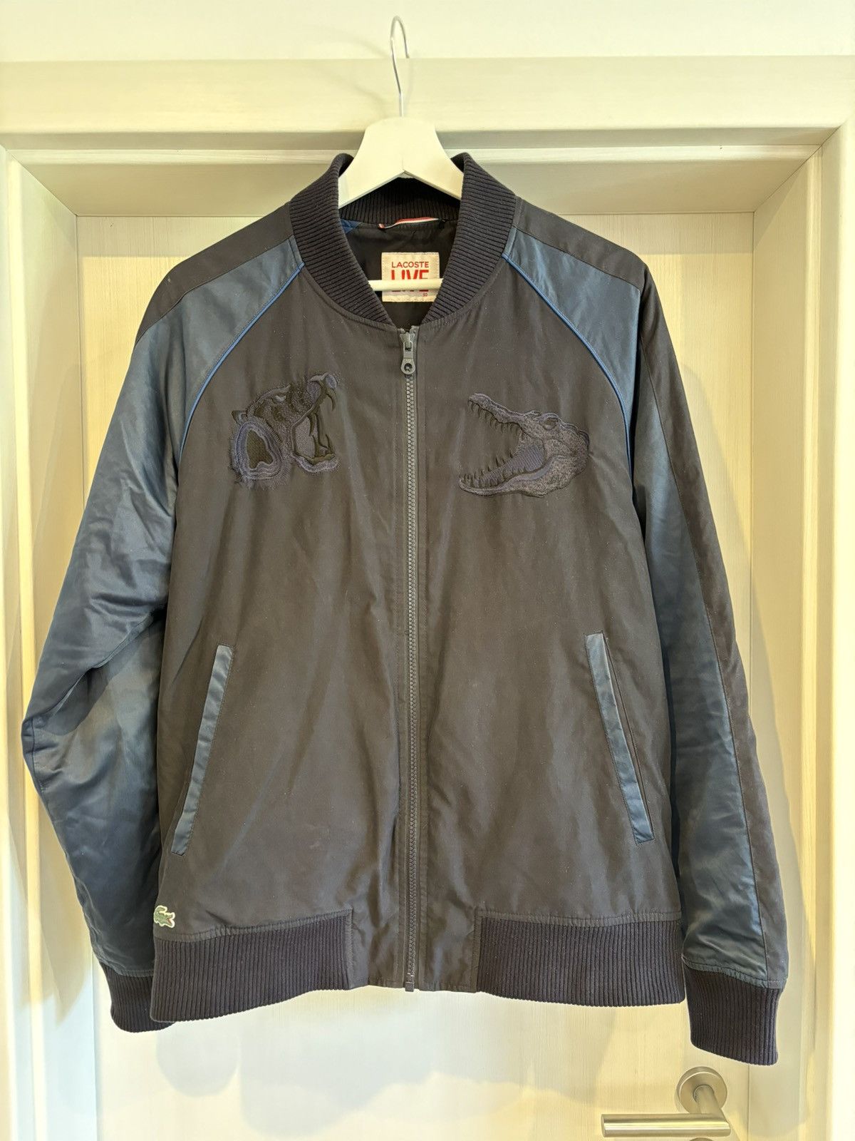 Lacoste Lacoste L!VE Embroidered Bomber Size US M / EU 48-50 / 2 - 1 Thumbnail