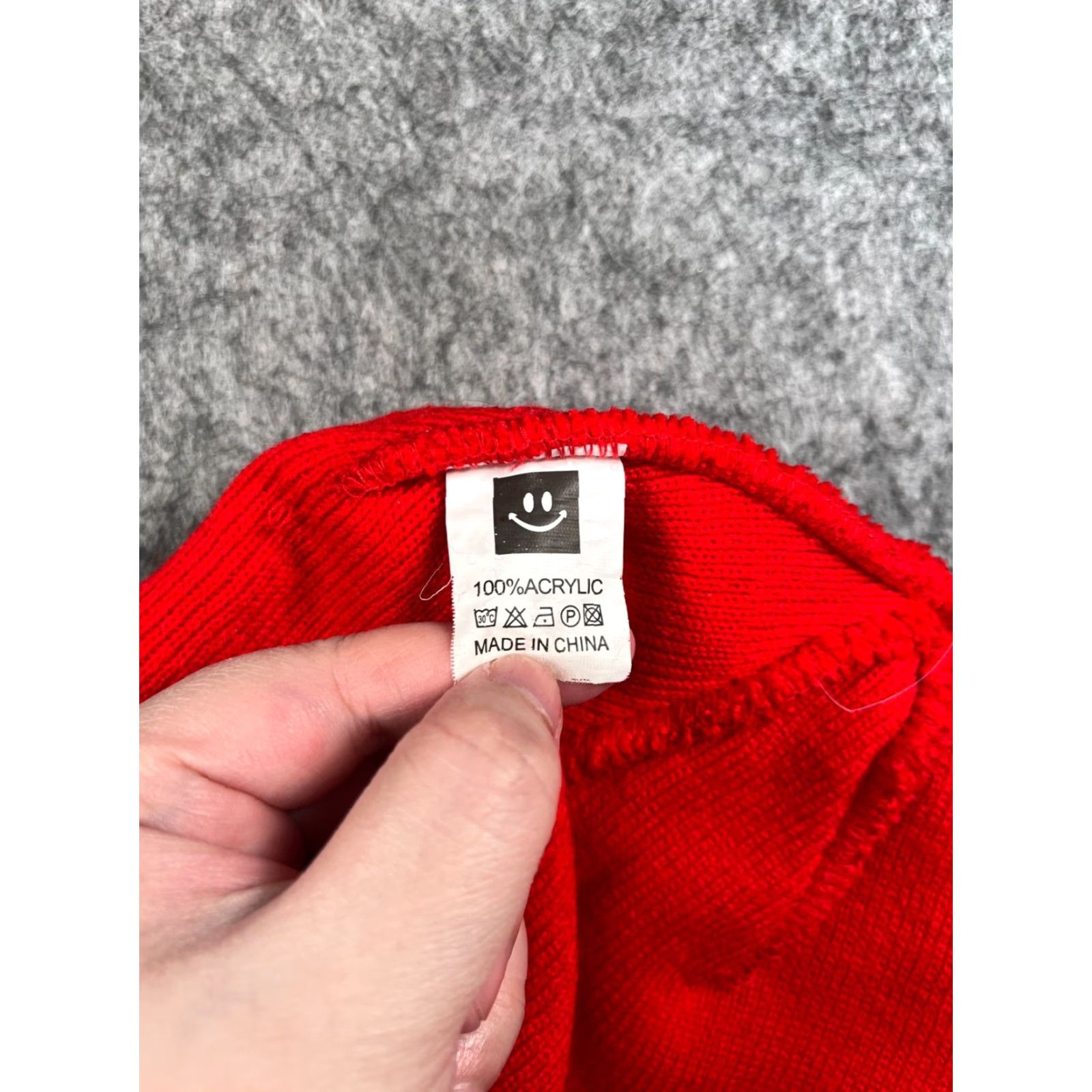 Vintage Unbranded Beanie Hat Adult One Size Red Knit Acrylic Ski Skateboard Casual 90s Theme Mens Womens Boys Girls Size ONE SIZE - 7 Thumbnail
