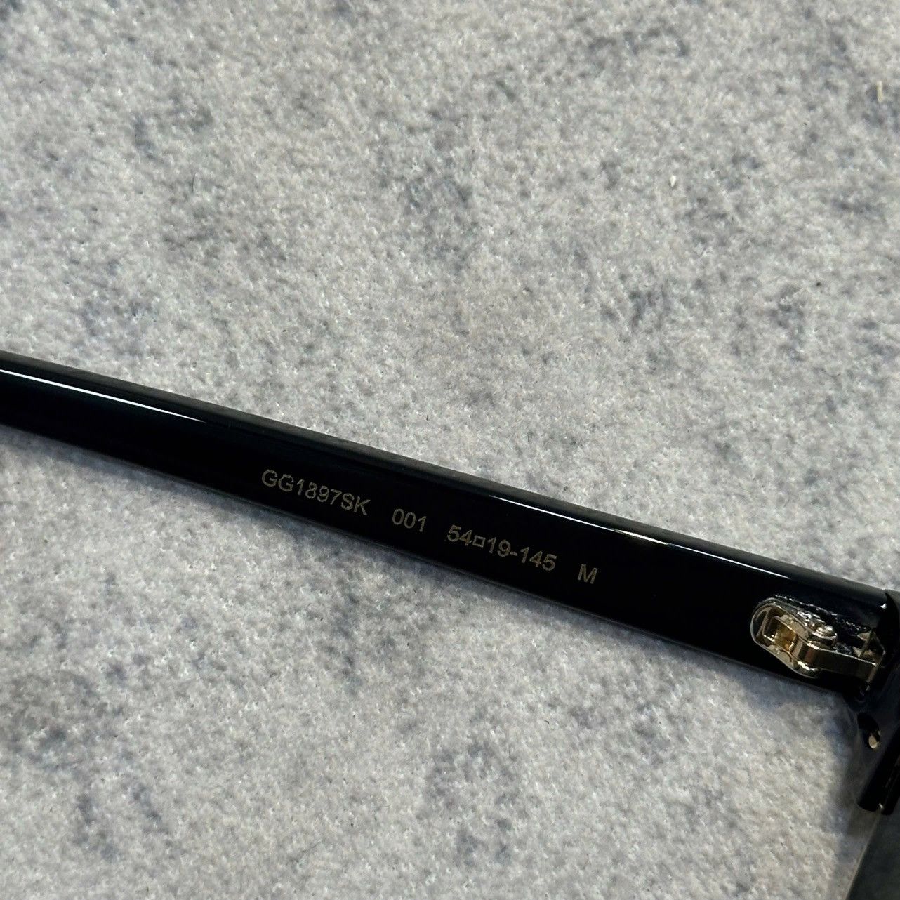 Gucci GUCCI GG1897SK 001 Size ONE SIZE - 5 Thumbnail