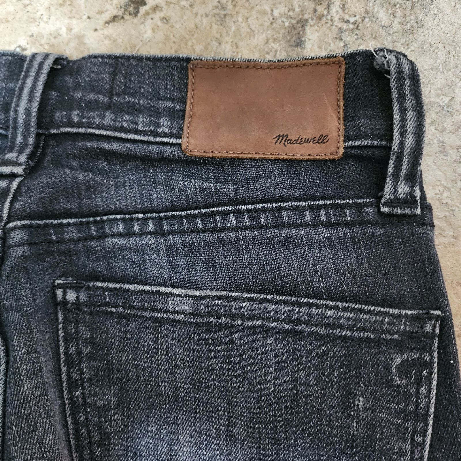 Madewell Madewell Distressed Knees High Riser Skinny Jeans Size 24 Size 24" / US 00 / IT 34 - 5 Thumbnail