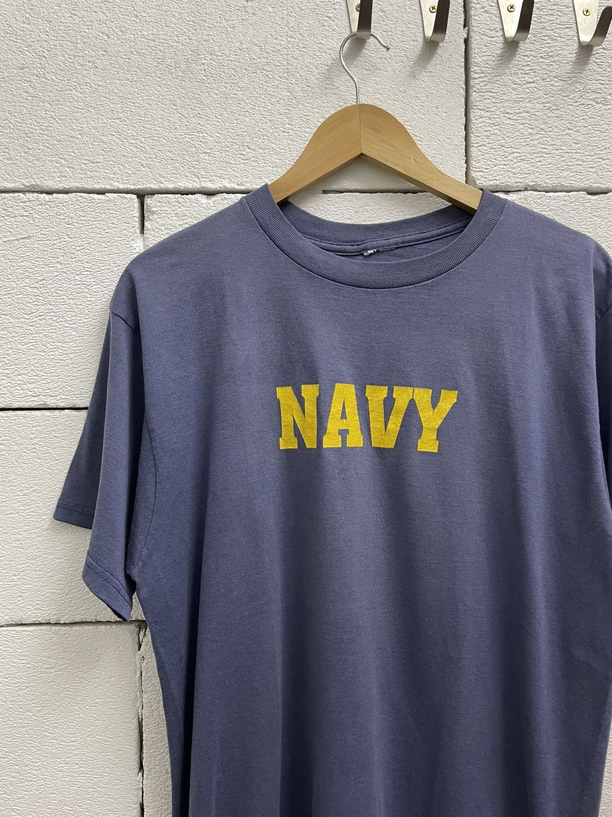 Vintage Vintage Navy Thrashed Sun Faded Distressed Shirt Grunge ERD Size US L / EU 52-54 / 3 - 2 Thumbnail