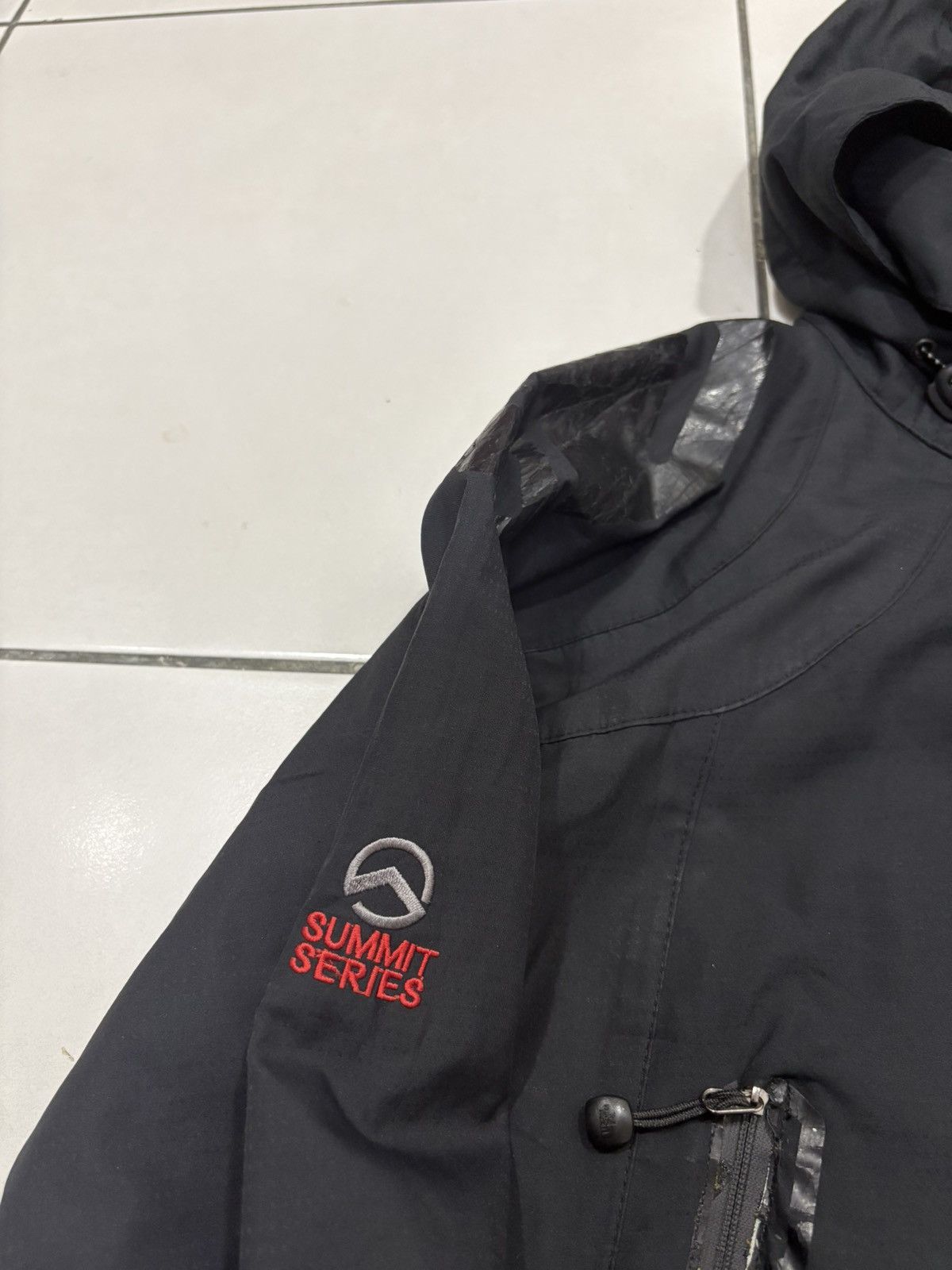 Goretex The North Face Summit Series GORE-TEX XCR Men Black Jacket Size US L / EU 52-54 / 3 - 7 Thumbnail