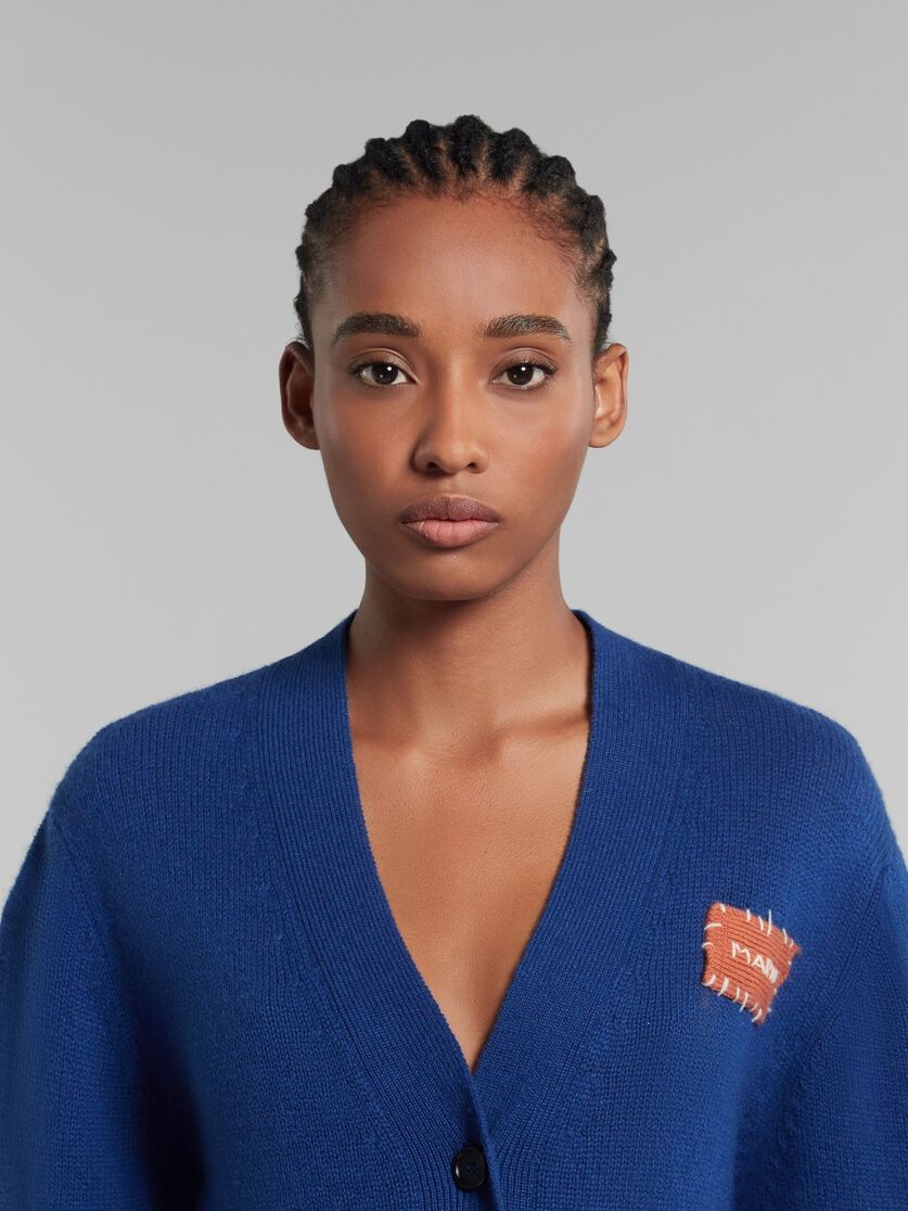 Marni o1w1db10125 Cashmere Cardigan in Blue Size XL / US 12-14 / IT 48-50 - 5 Thumbnail