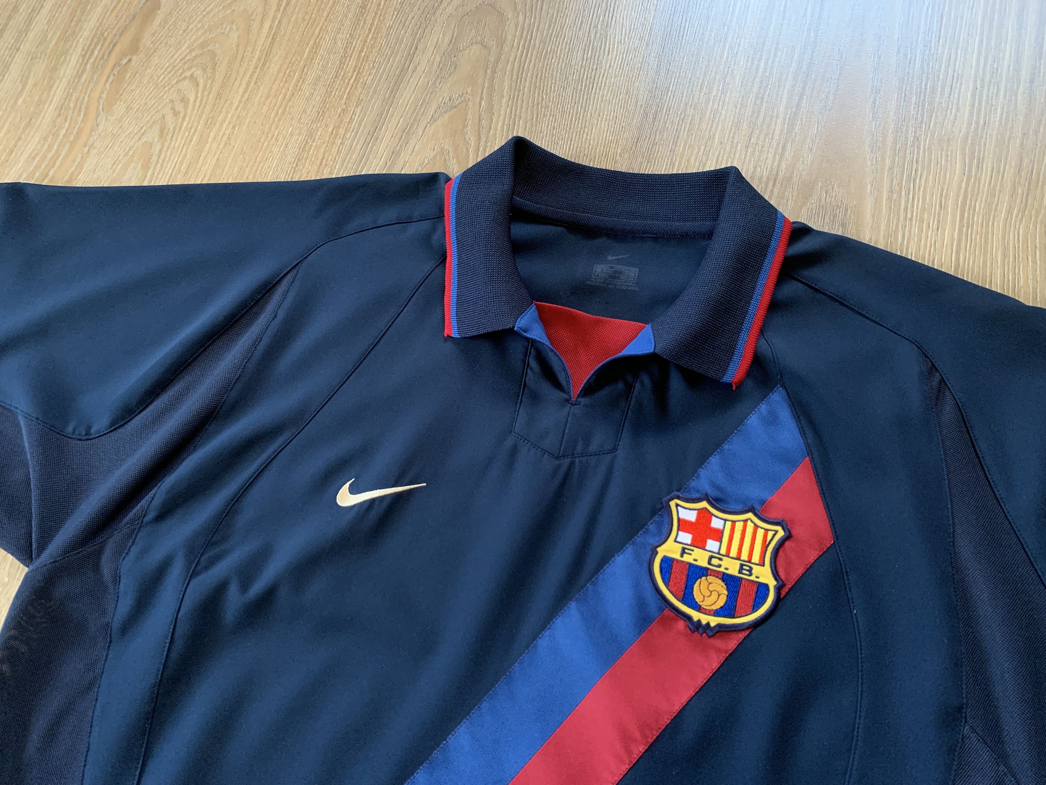 Nike Vintage Nike Barcelona Away Football Jersey 2002 Size US XL / EU 56 / 4 - 4 Thumbnail