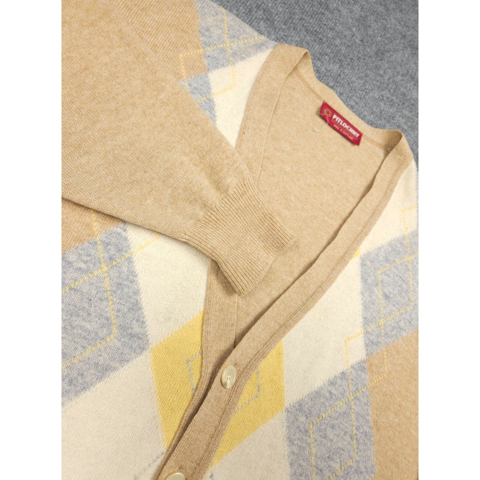 Vintage Pitlochry Knitwear Pitlochry Wool Cardigan Sweater Mens 2XL Beige Argyle Made Scotland 1970s Wool Regular Letterman Mens Size US XXL / EU 58 / 5 - 3 Thumbnail