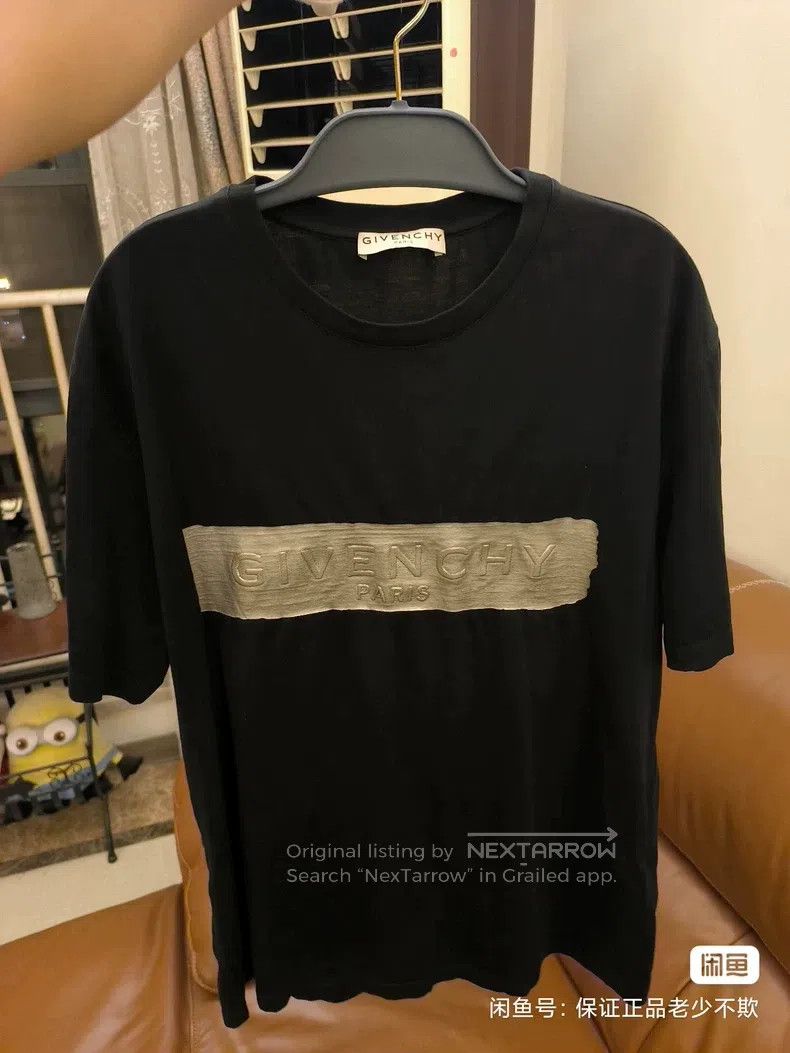 Givenchy Givenchy Short-sleeve T-shirt (3D logo metallic print) Size US M / EU 48-50 / 2 - 3 Thumbnail